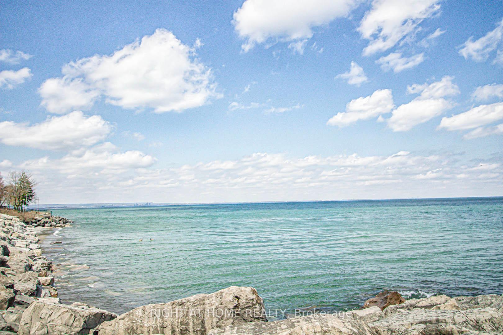 Photo 13 of 13 Waterview Drive, Hamilton, Lakeshore — HOMEH