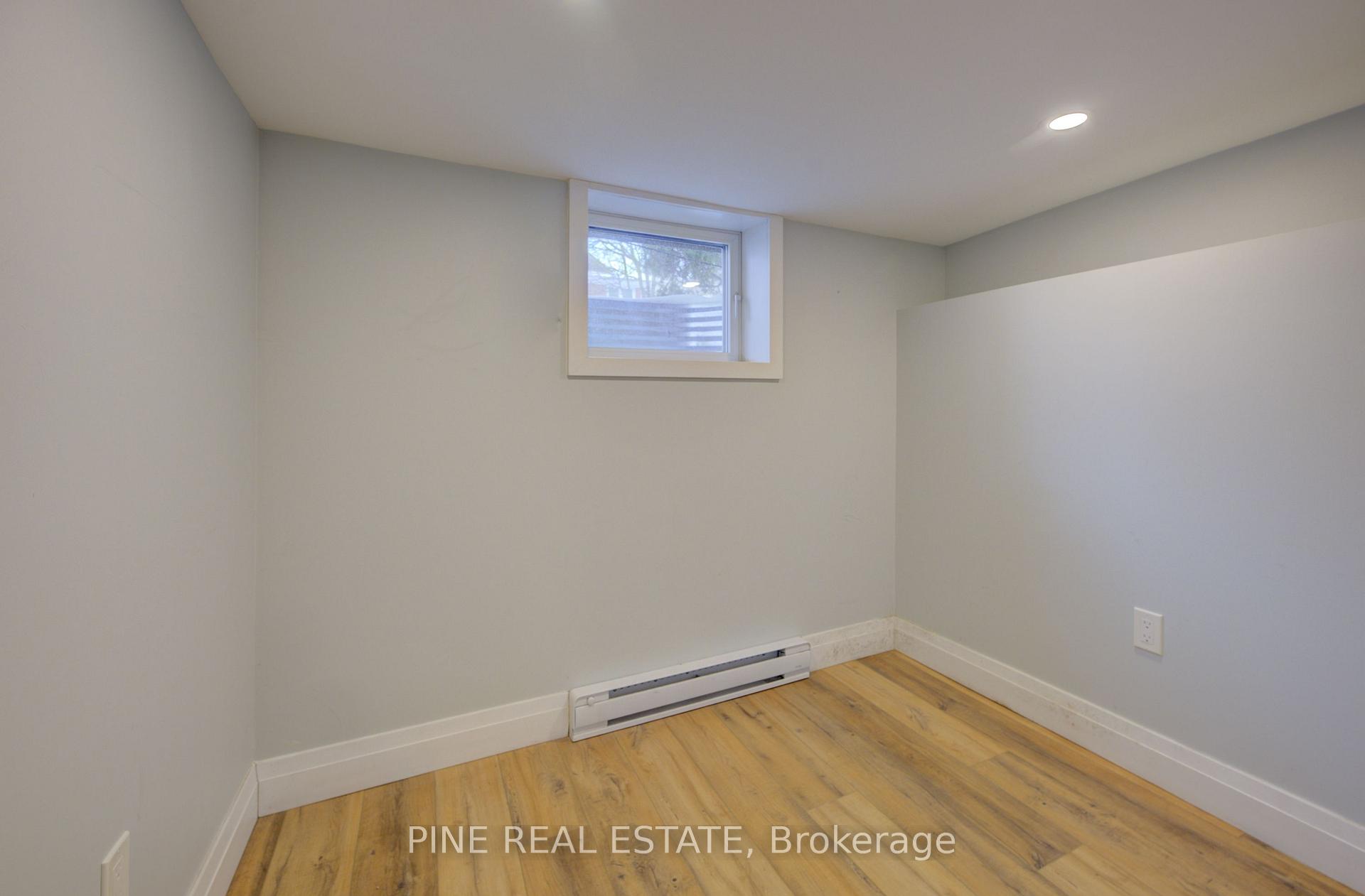 Photo 8 of Unit Lower, 21 Fairview Avenue, Kitchener — HOMEH