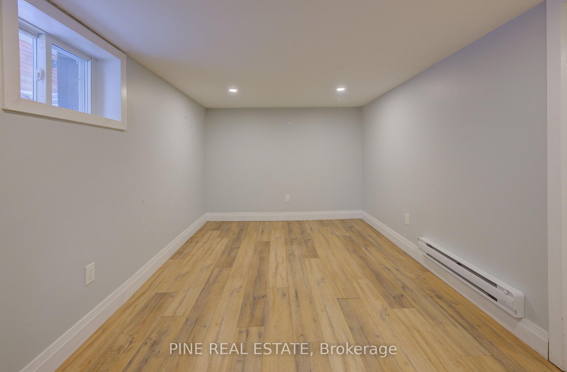 Photo 10 of Unit Lower, 21 Fairview Avenue, Kitchener — HOMEH
