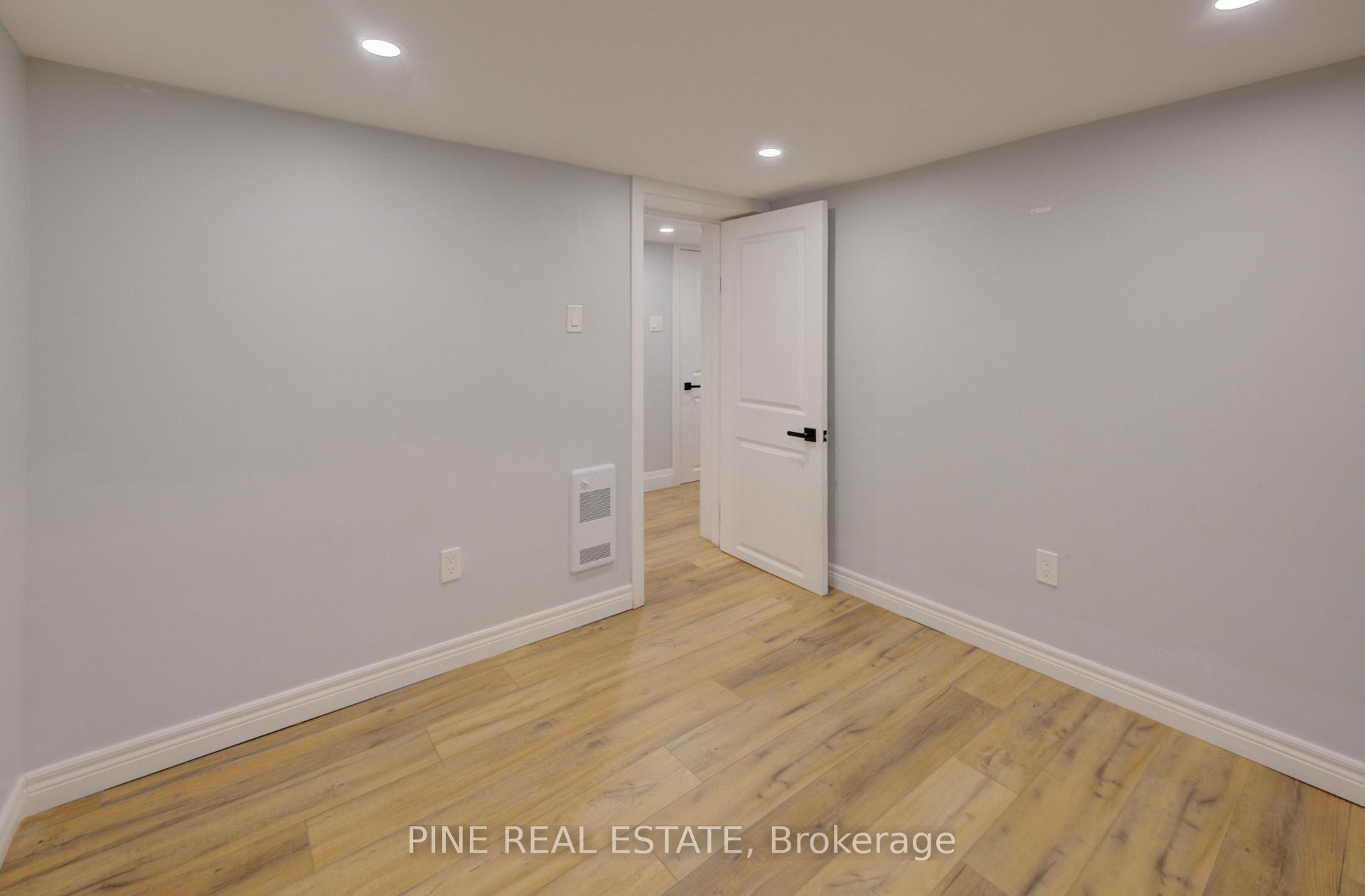 Photo 11 of Unit Lower, 21 Fairview Avenue, Kitchener — HOMEH