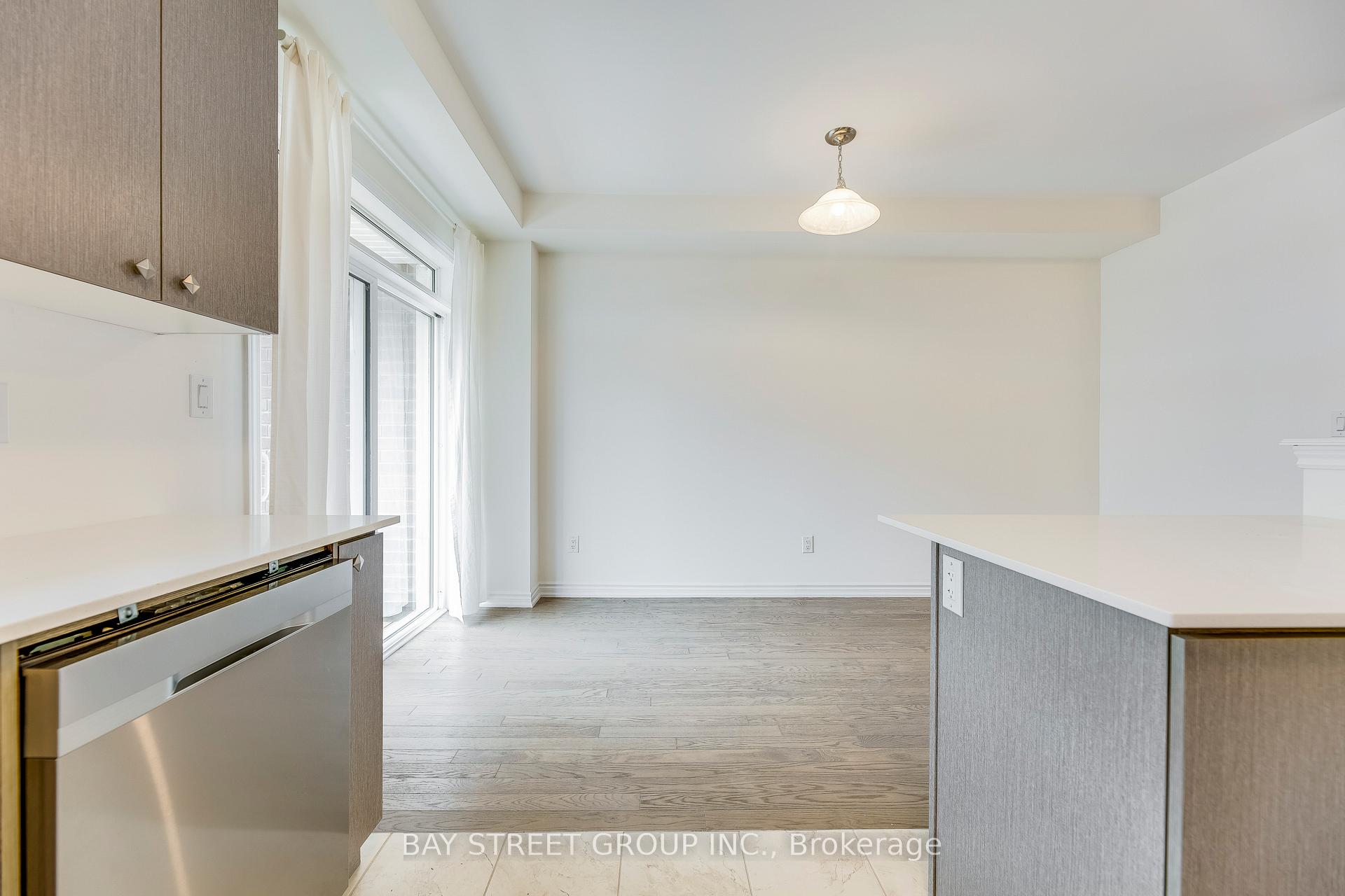 Photo 21 of 11 Massachusetts Lane, Markham, Wismer — HOMEH
