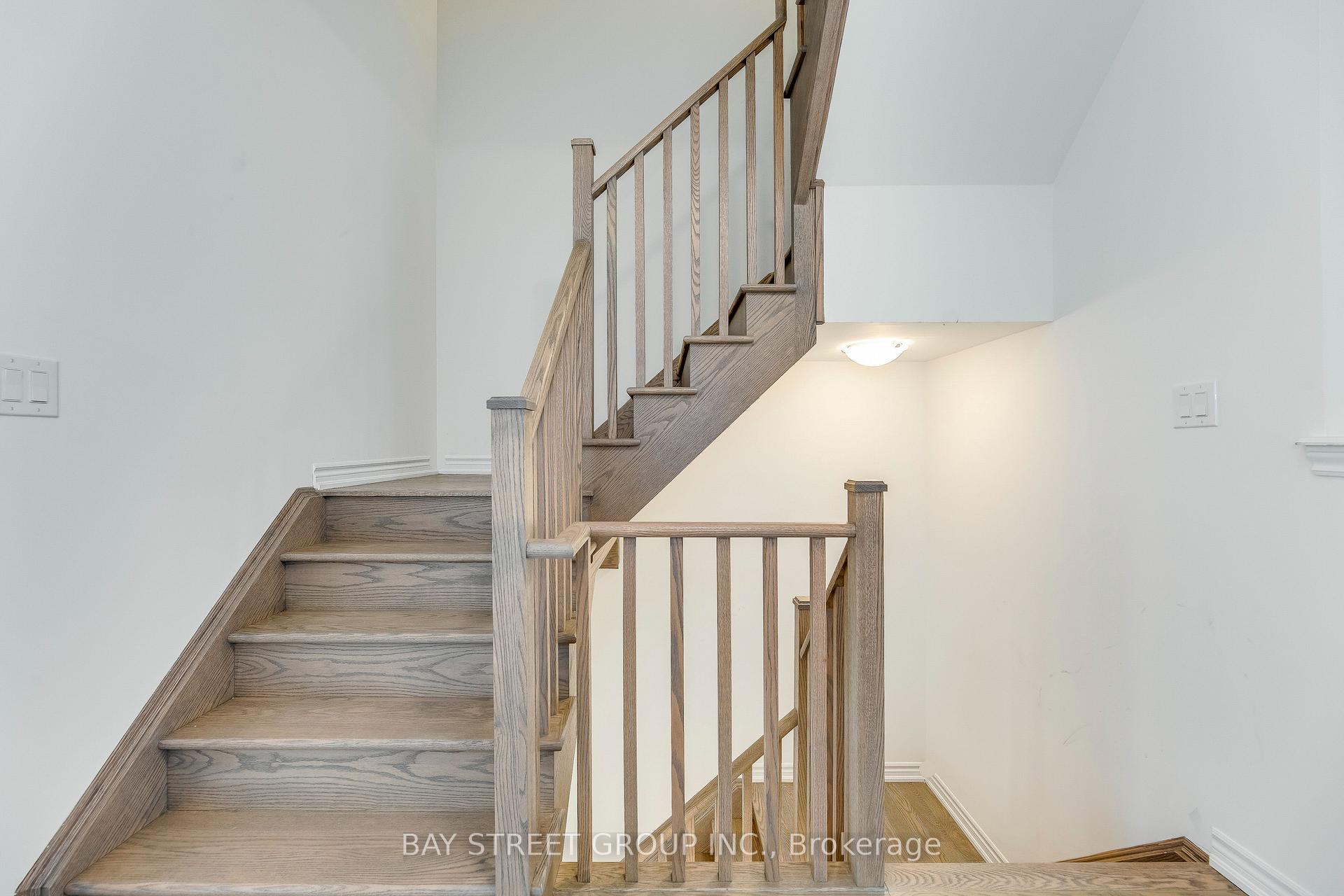 Photo 26 of 11 Massachusetts Lane, Markham, Wismer — HOMEH