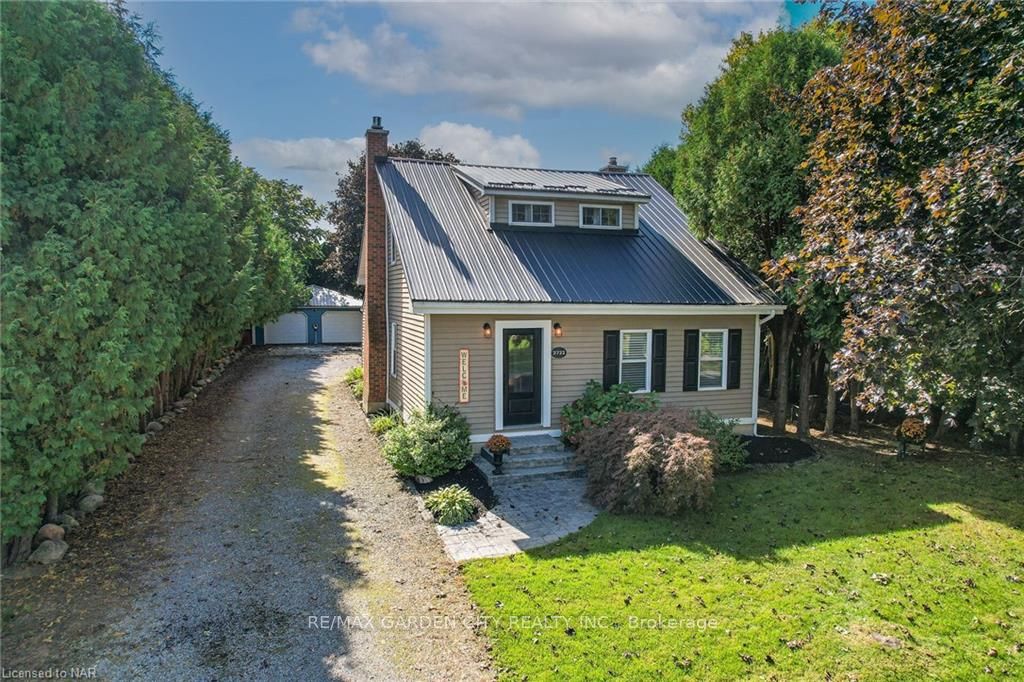 Front of 2722 Red Maple Avenue