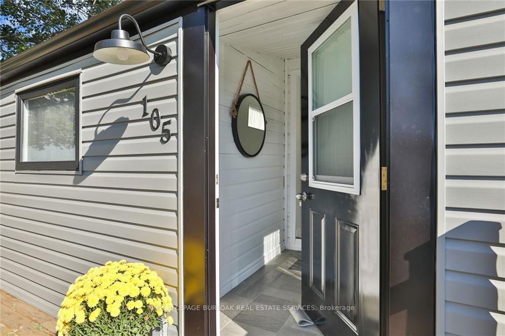 Photo 3 of 105 Beach Boulevard, Hamilton, Hamilton Beach — HOMEH