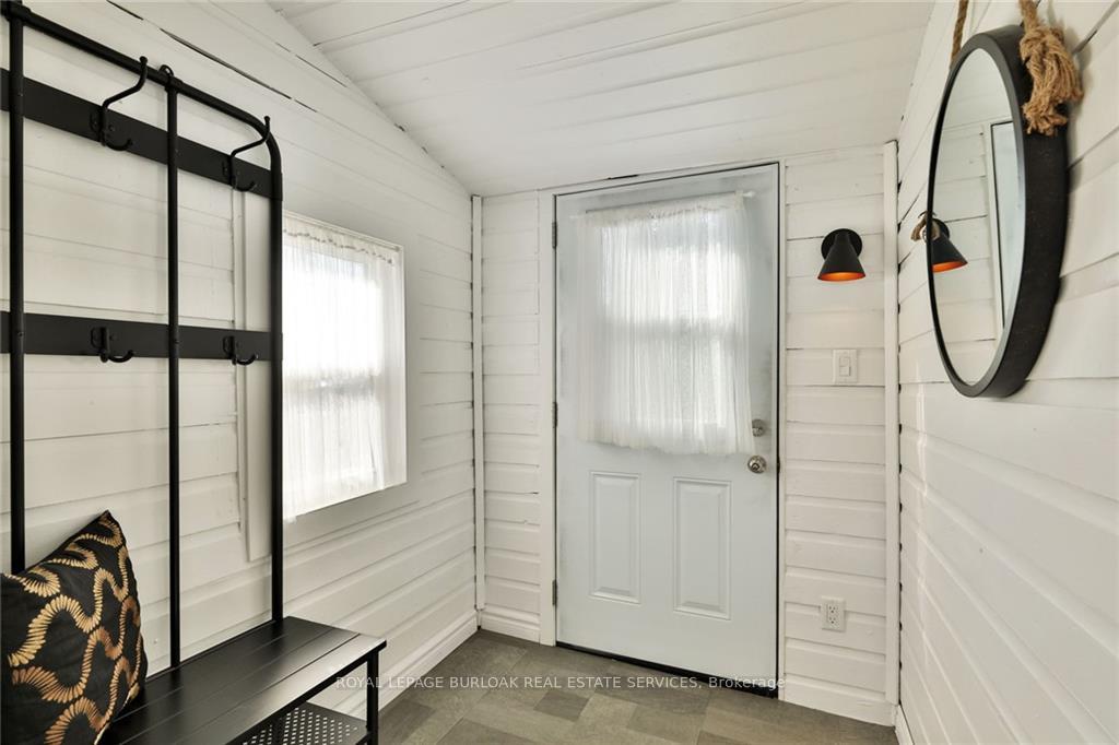Photo 4 of 105 Beach Boulevard, Hamilton, Hamilton Beach — HOMEH