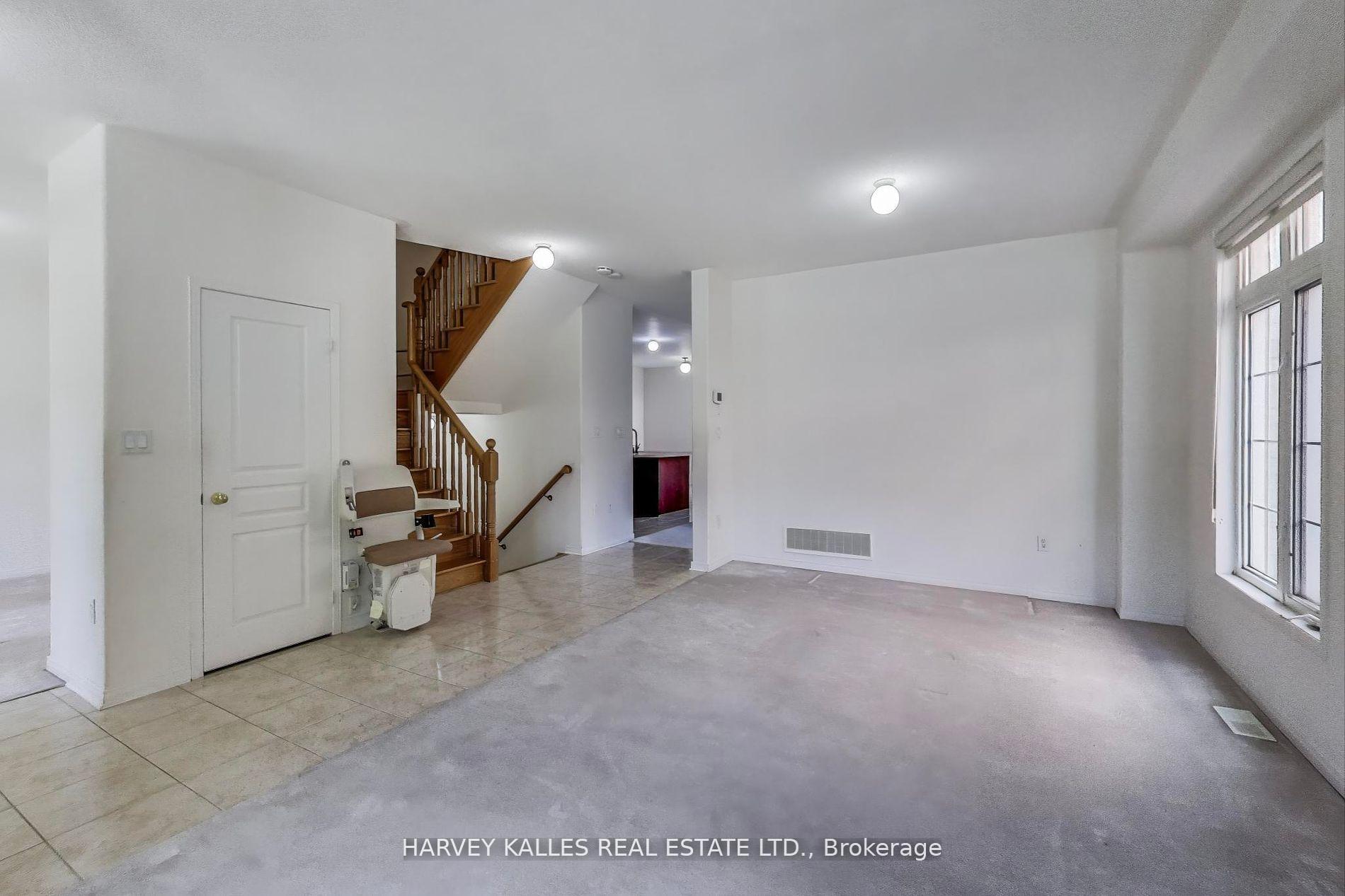 Photo 5 of 802 Cornell Rouge Boulevard, Markham, Cornell — HOMEH