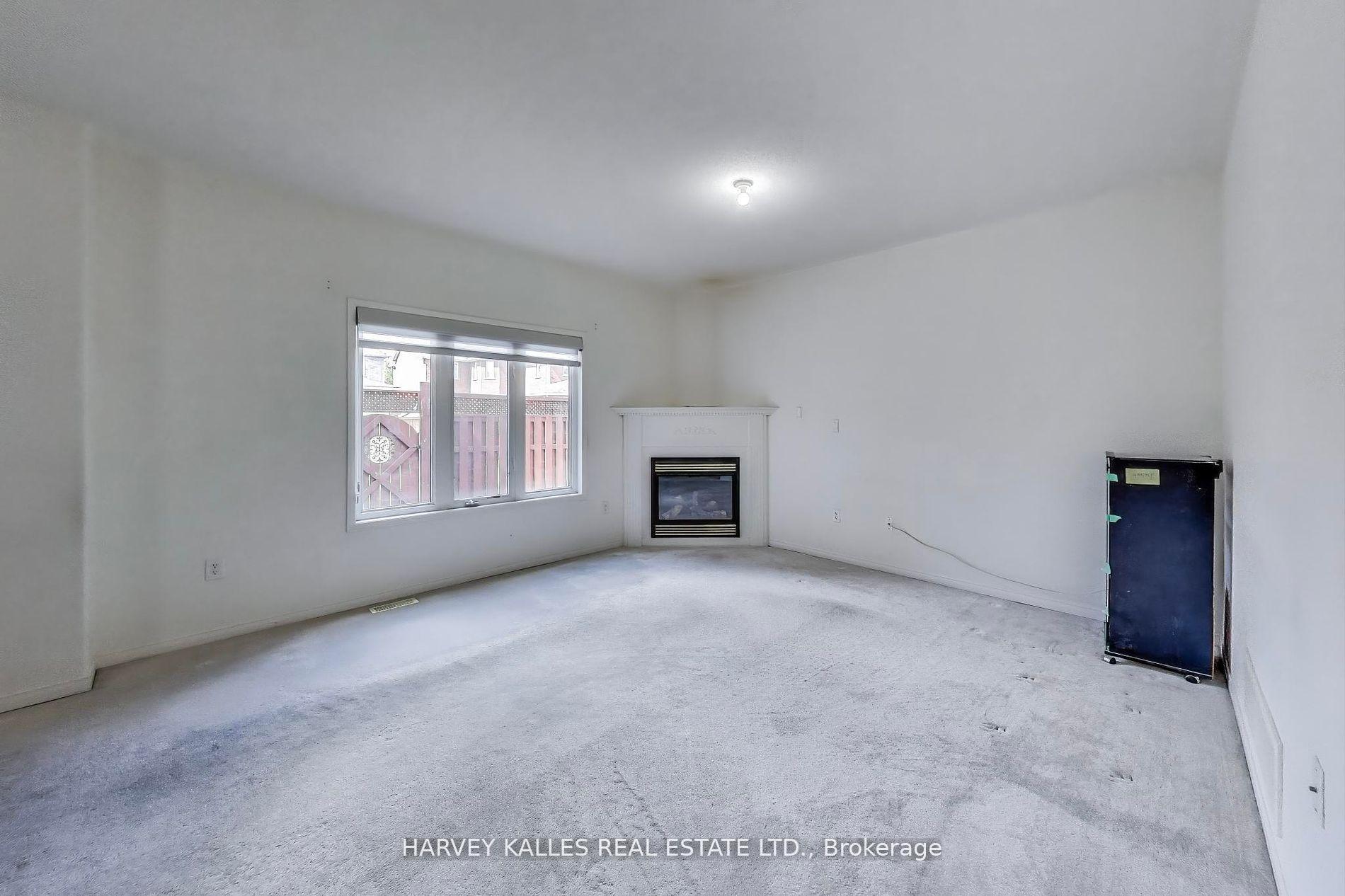 Photo 8 of 802 Cornell Rouge Boulevard, Markham, Cornell — HOMEH