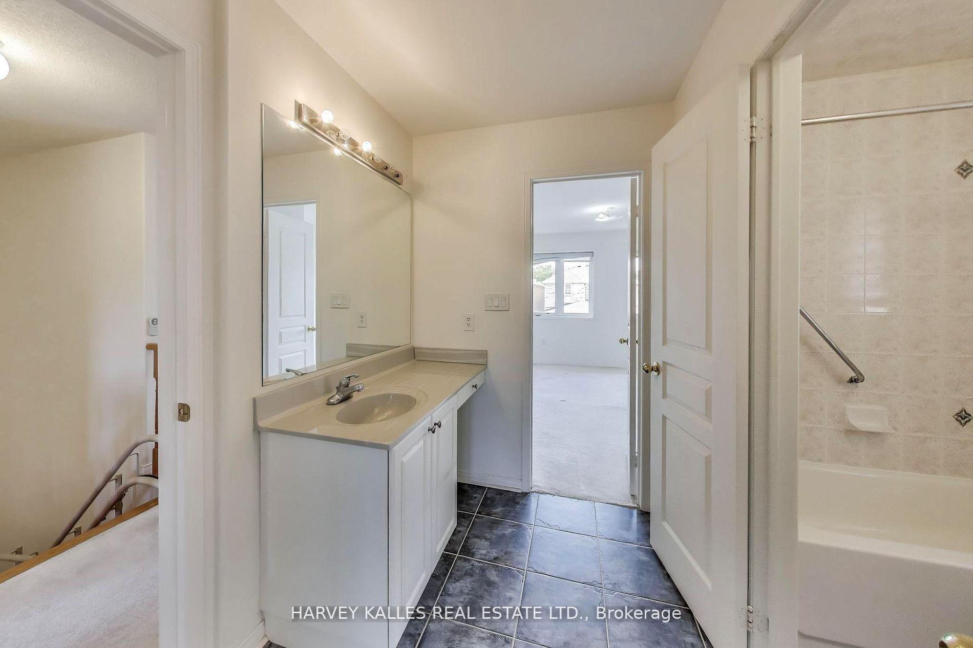 Photo 27 of 802 Cornell Rouge Boulevard, Markham, Cornell — HOMEH