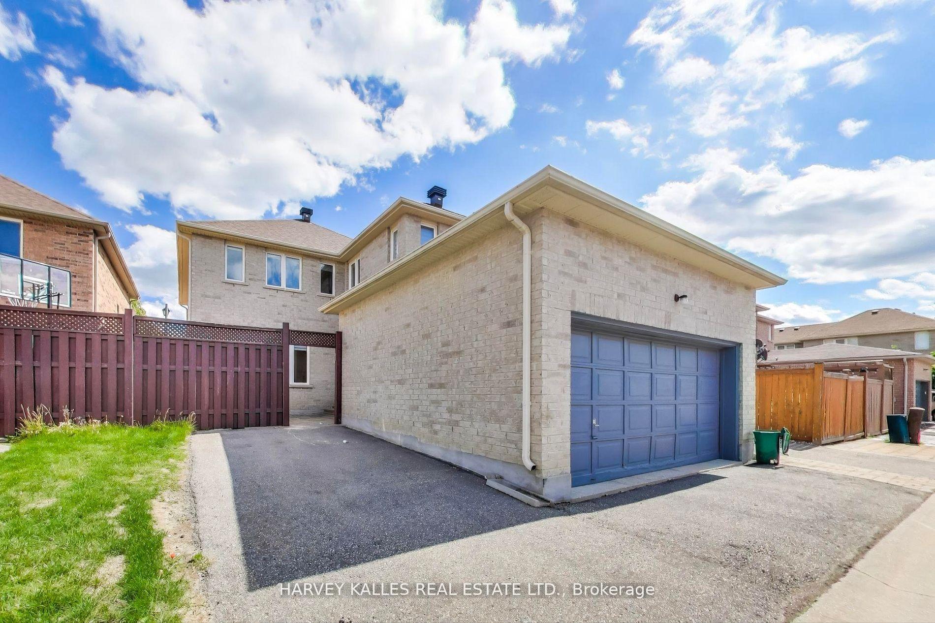 Photo 35 of 802 Cornell Rouge Boulevard, Markham, Cornell — HOMEH