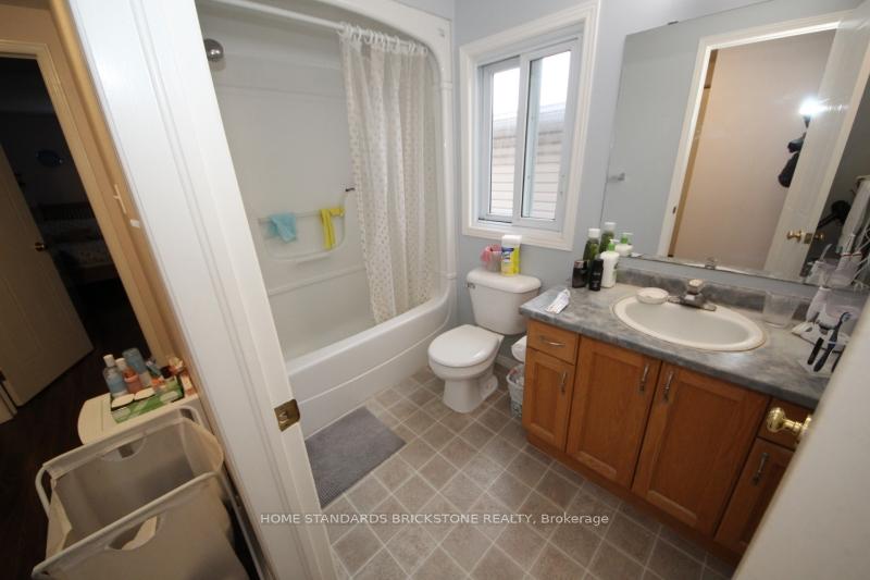 Photo 19 of 15 Activa Avenue, Kitchener — HOMEH