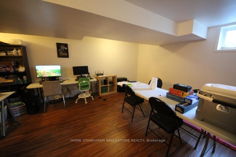 Photo 23 of 15 Activa Avenue, Kitchener — HOMEH