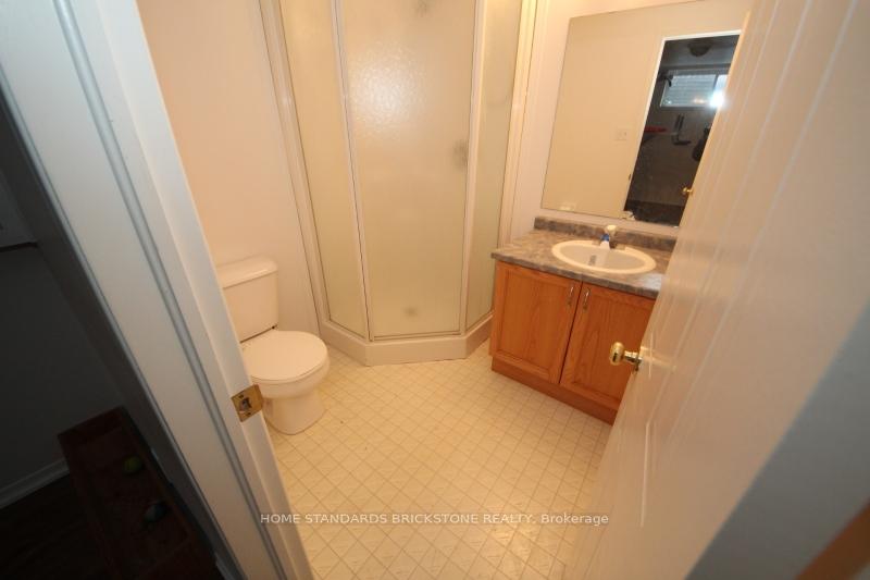 Photo 24 of 15 Activa Avenue, Kitchener — HOMEH