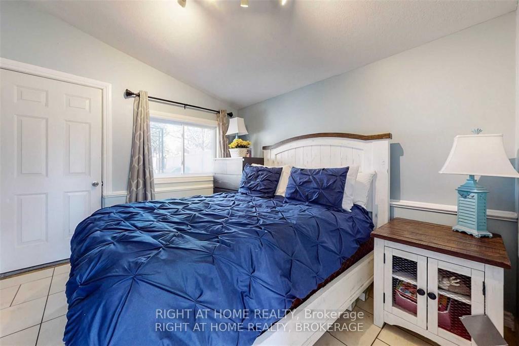 Photo 9 of 746 William Street, Innisfil, Alcona — HOMEH