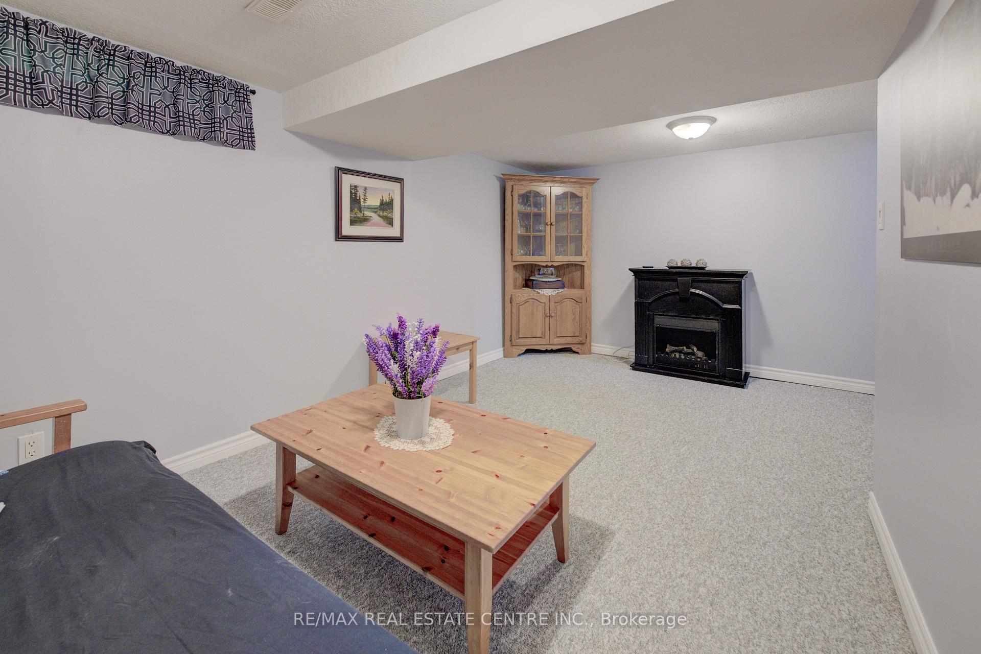 Photo 30 of 65 Selkirk Drive, Kitchener — HOMEH