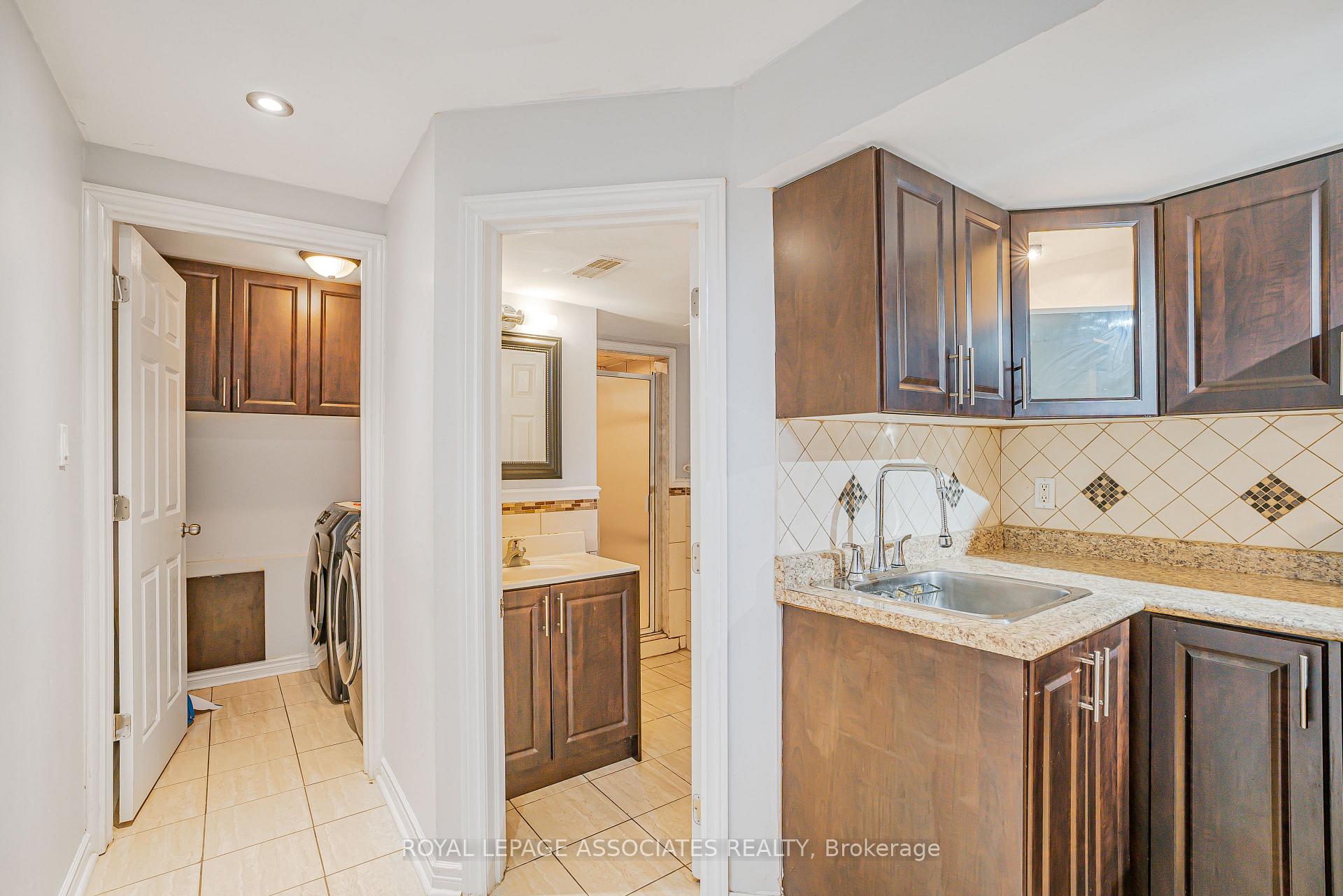 Photo 5 of Unit BSMT, 36 Clandfield Street, Markham, Rouge River Estates — HOMEH