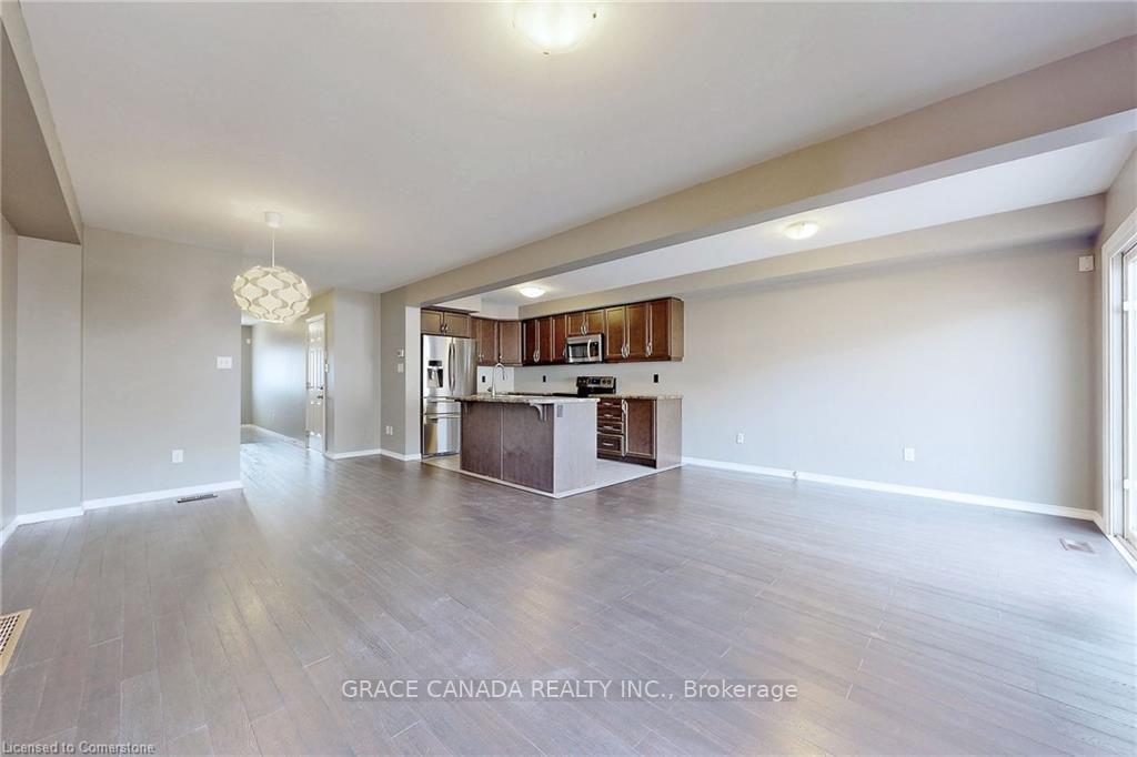 Photo 5 of 174 Penny Lane, Hamilton, Stoney Creek — HOMEH
