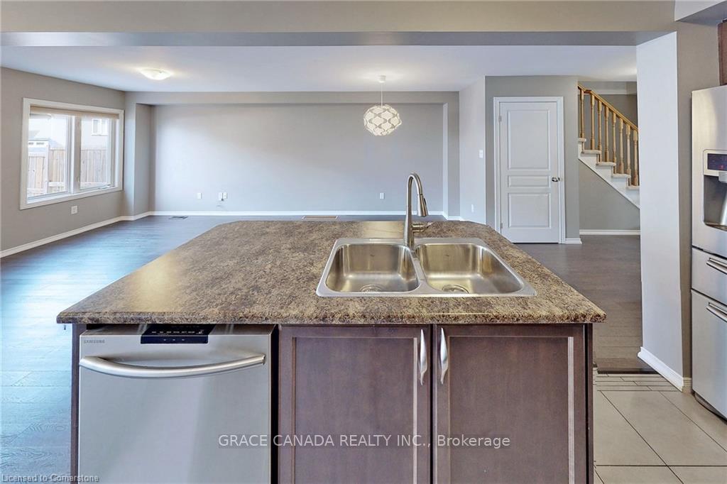 Photo 9 of 174 Penny Lane, Hamilton, Stoney Creek — HOMEH