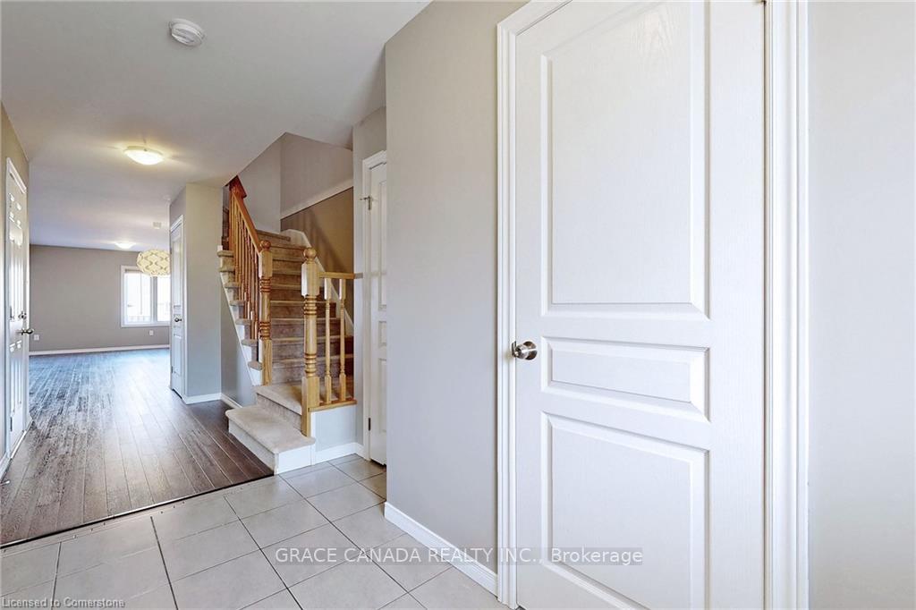 Photo 20 of 174 Penny Lane, Hamilton, Stoney Creek — HOMEH