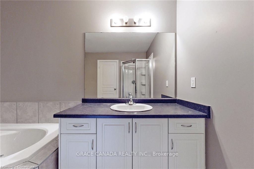 Photo 27 of 174 Penny Lane, Hamilton, Stoney Creek — HOMEH