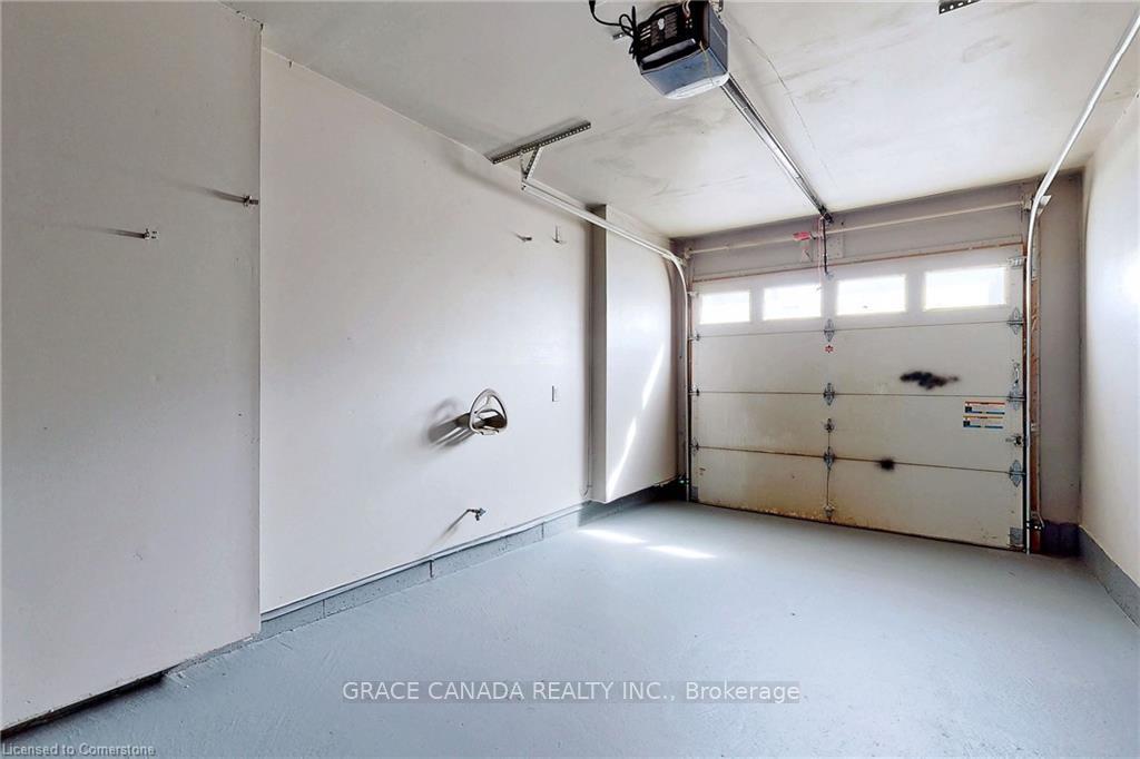 Photo 39 of 174 Penny Lane, Hamilton, Stoney Creek — HOMEH