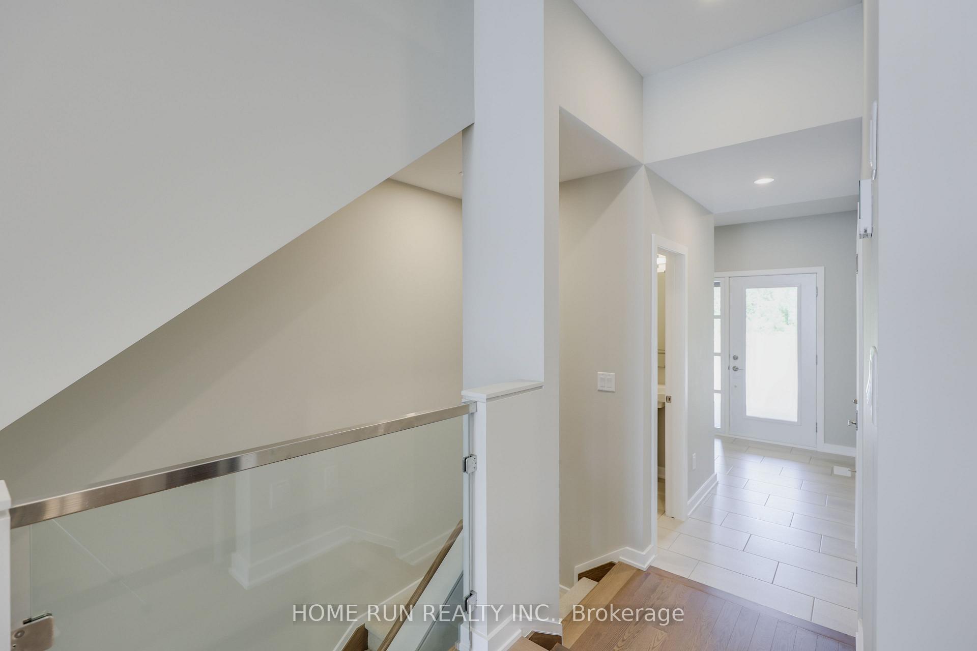 Photo 6 of 1064 Kitigan Grove, Ottawa, Kanata - Kanata Lakes/Heritage Hills — HOMEH