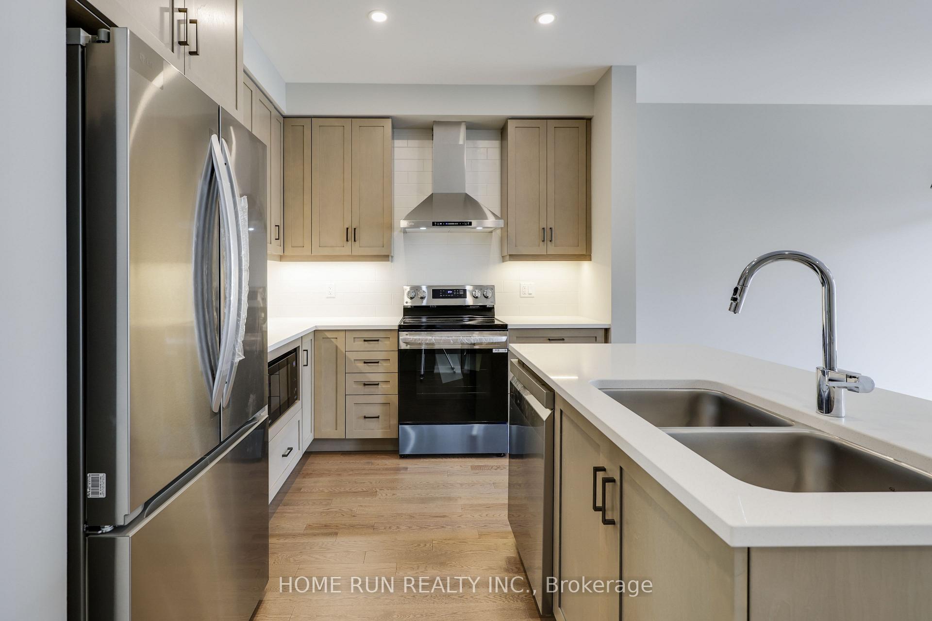 Photo 9 of 1064 Kitigan Grove, Ottawa, Kanata - Kanata Lakes/Heritage Hills — HOMEH