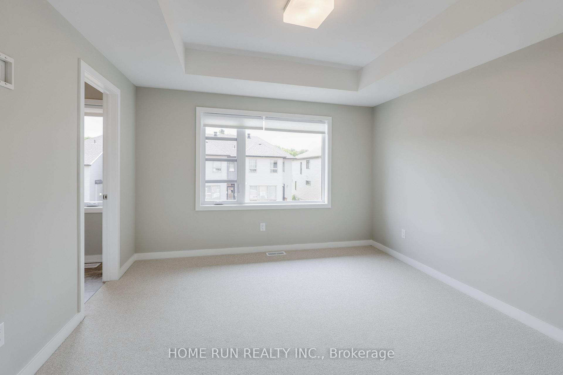 Photo 16 of 1064 Kitigan Grove, Ottawa, Kanata - Kanata Lakes/Heritage Hills — HOMEH