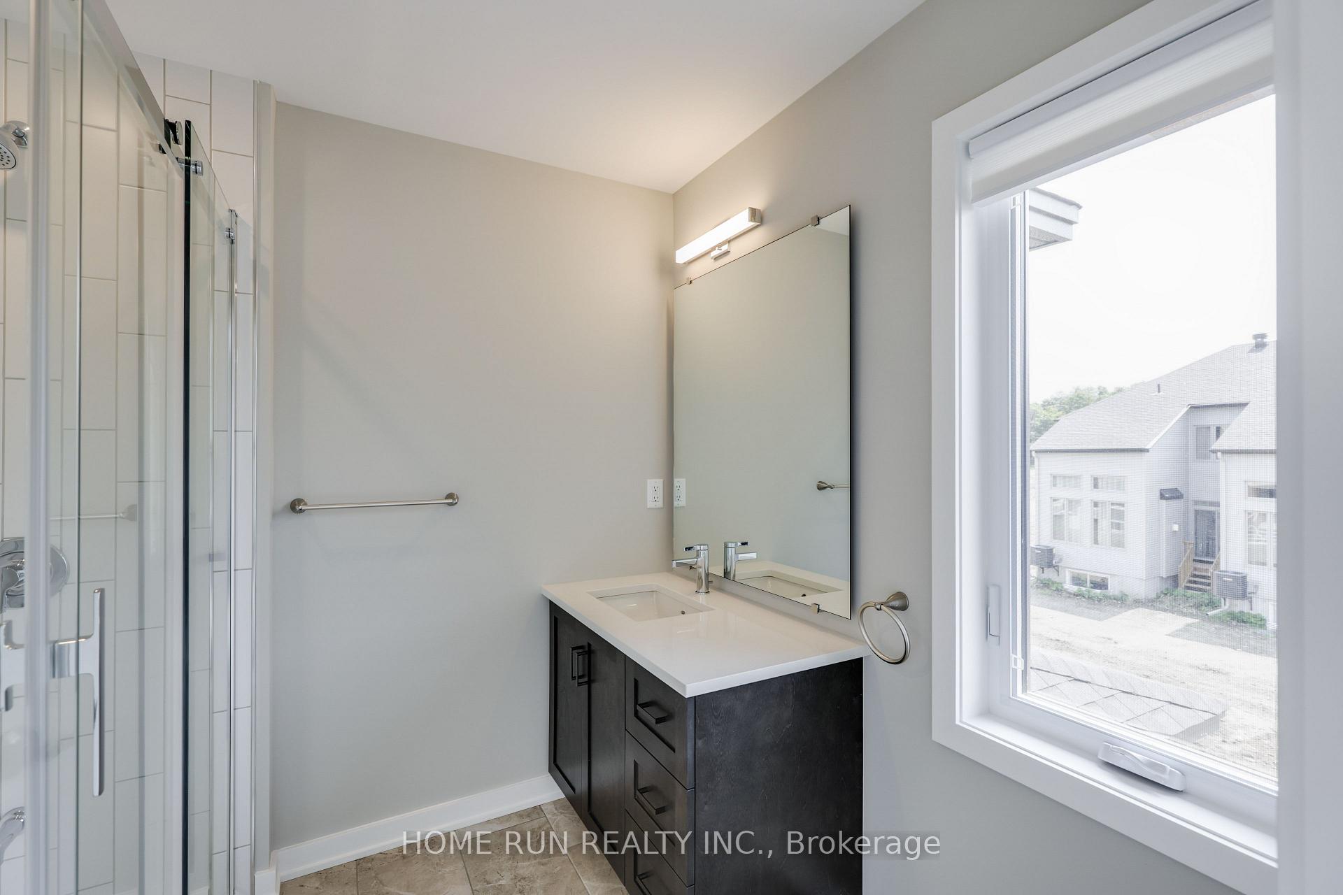 Photo 18 of 1064 Kitigan Grove, Ottawa, Kanata - Kanata Lakes/Heritage Hills — HOMEH
