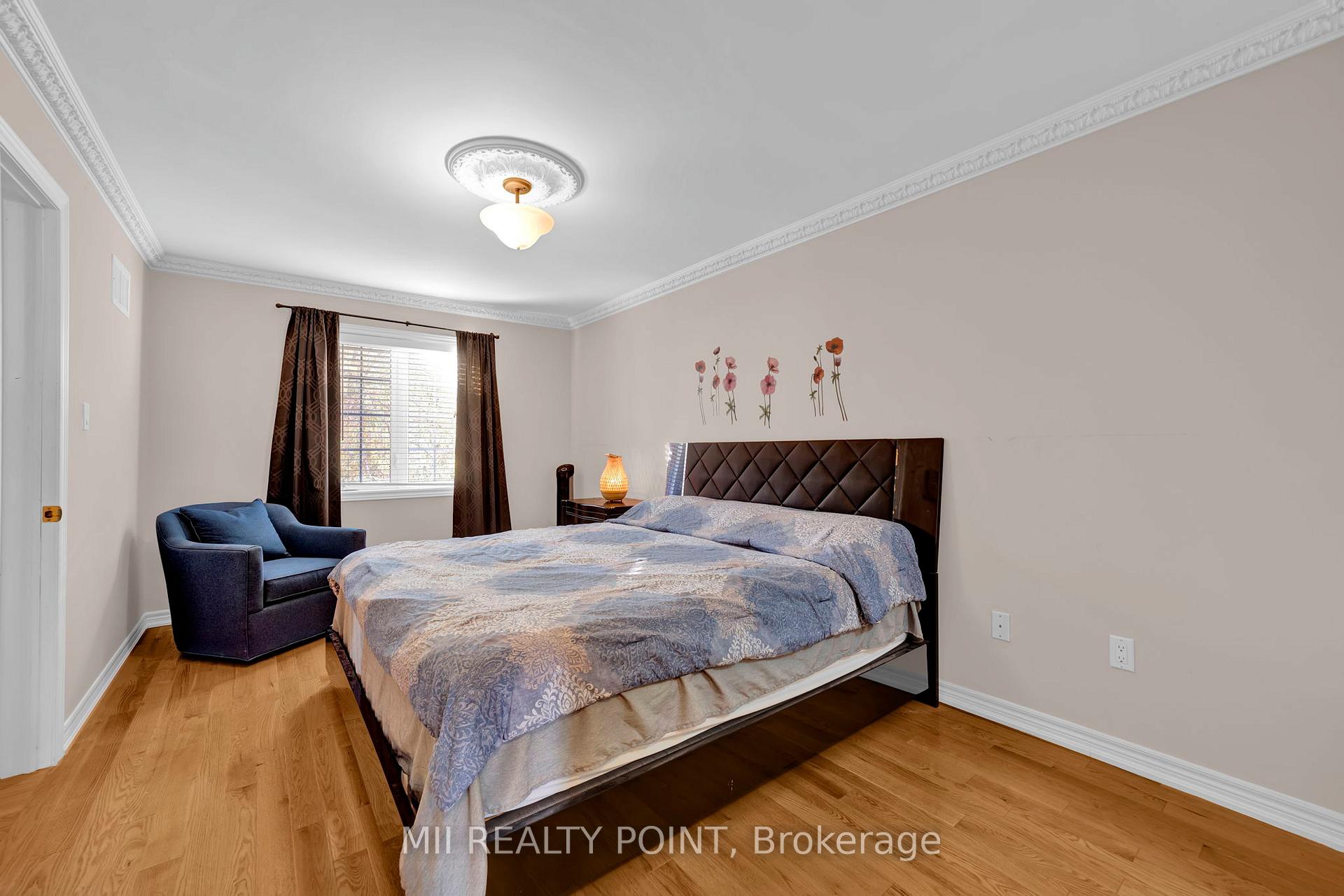 Photo 24 of 35 Kentwood Crescent, Markham, Box Grove — HOMEH