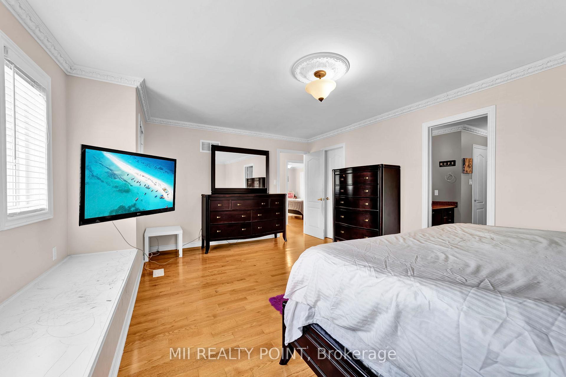 Photo 28 of 35 Kentwood Crescent, Markham, Box Grove — HOMEH