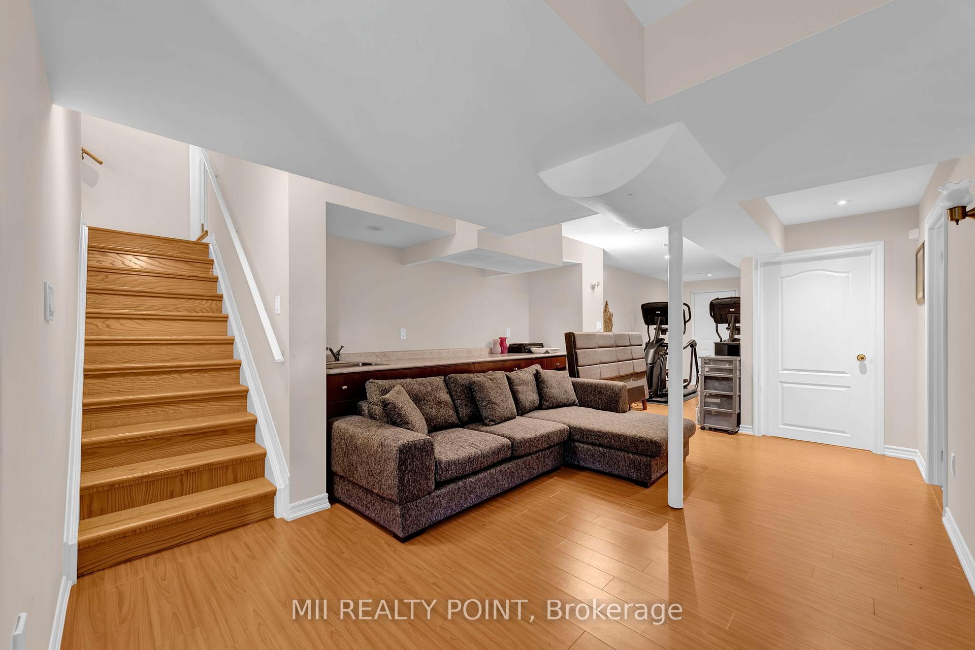 Photo 39 of 35 Kentwood Crescent, Markham, Box Grove — HOMEH