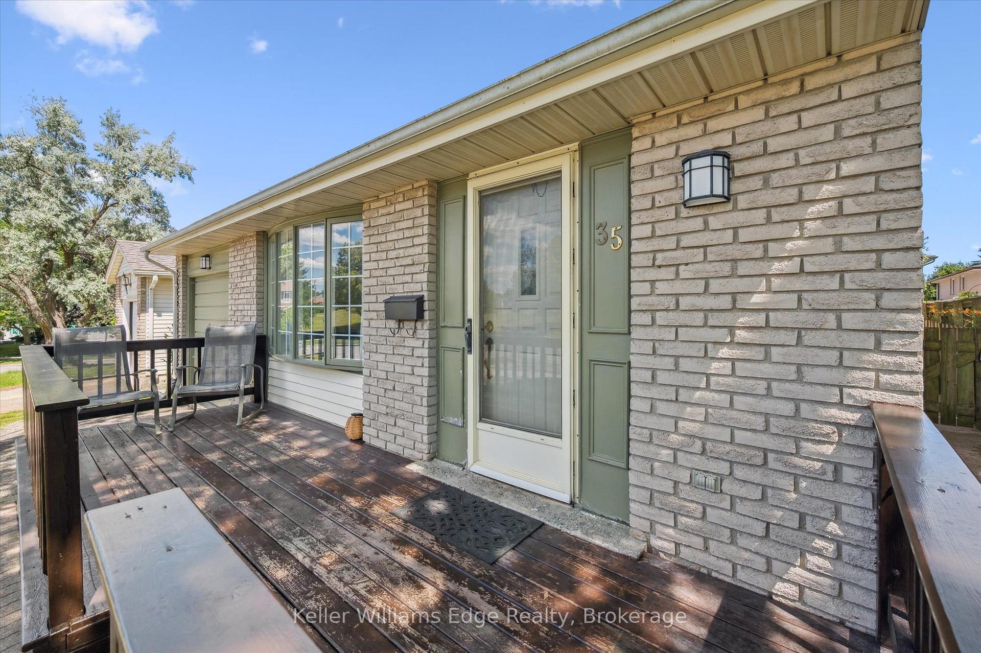 Photo 4 of 35 Parkland Crescent, Kitchener — HOMEH