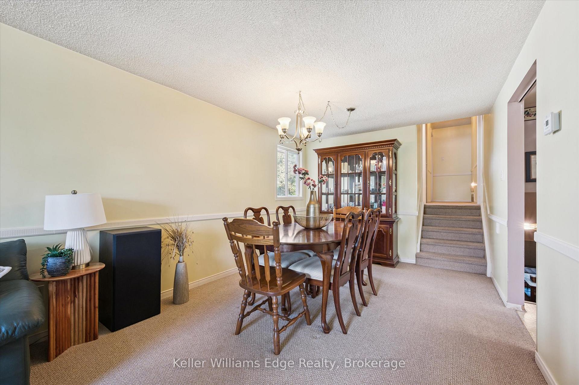 Photo 17 of 35 Parkland Crescent, Kitchener — HOMEH