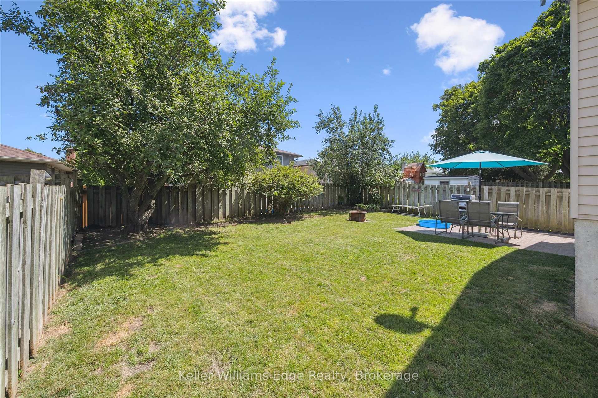 Photo 37 of 35 Parkland Crescent, Kitchener — HOMEH