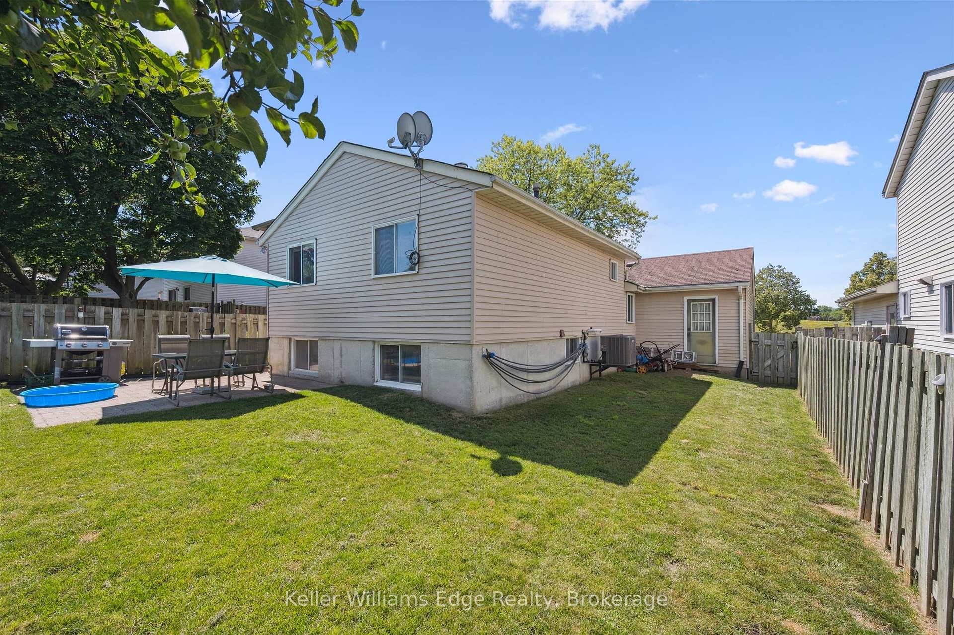 Photo 38 of 35 Parkland Crescent, Kitchener — HOMEH