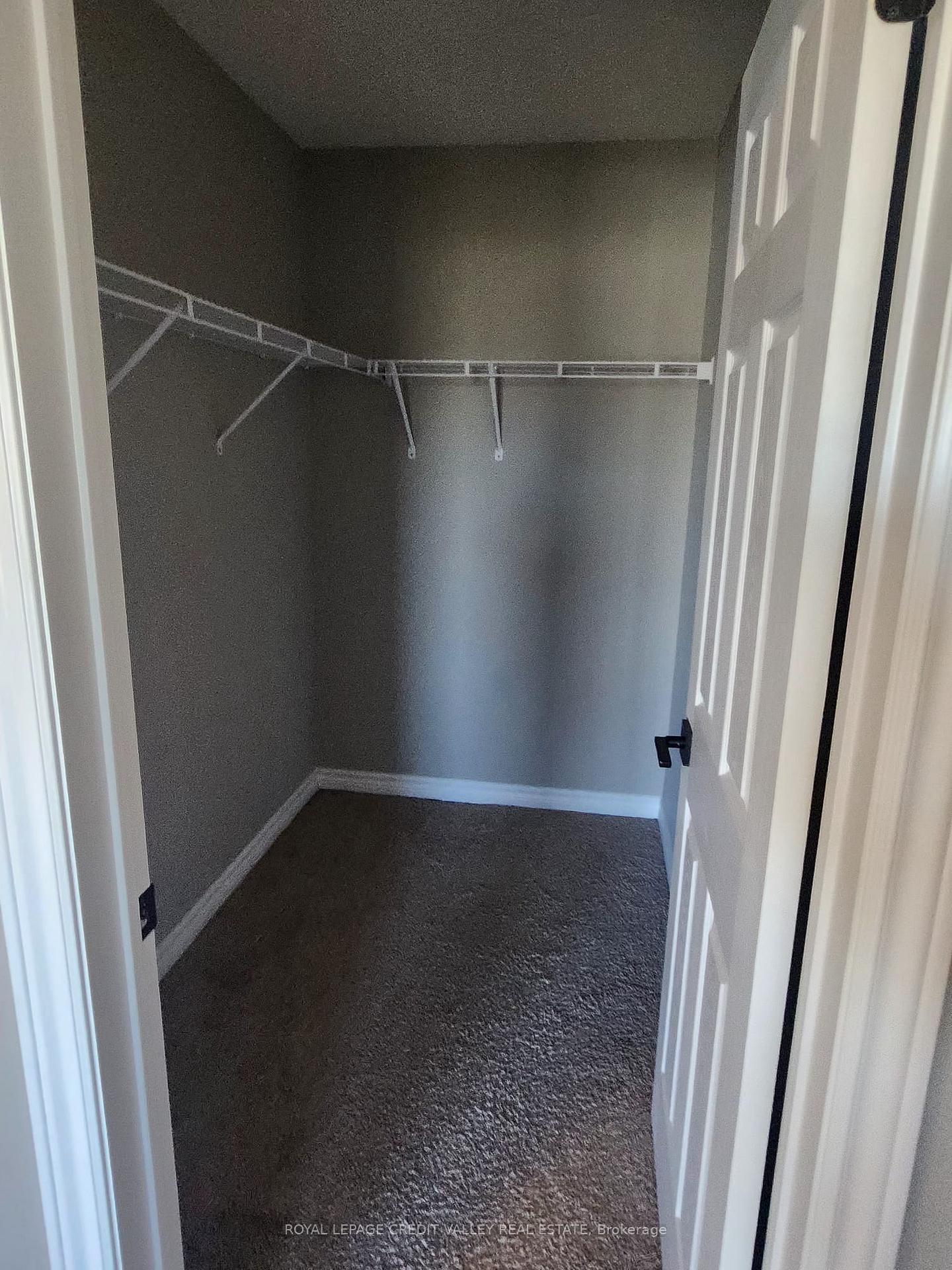 Photo 29 of 114 Wheat Lane, Kitchener — HOMEH