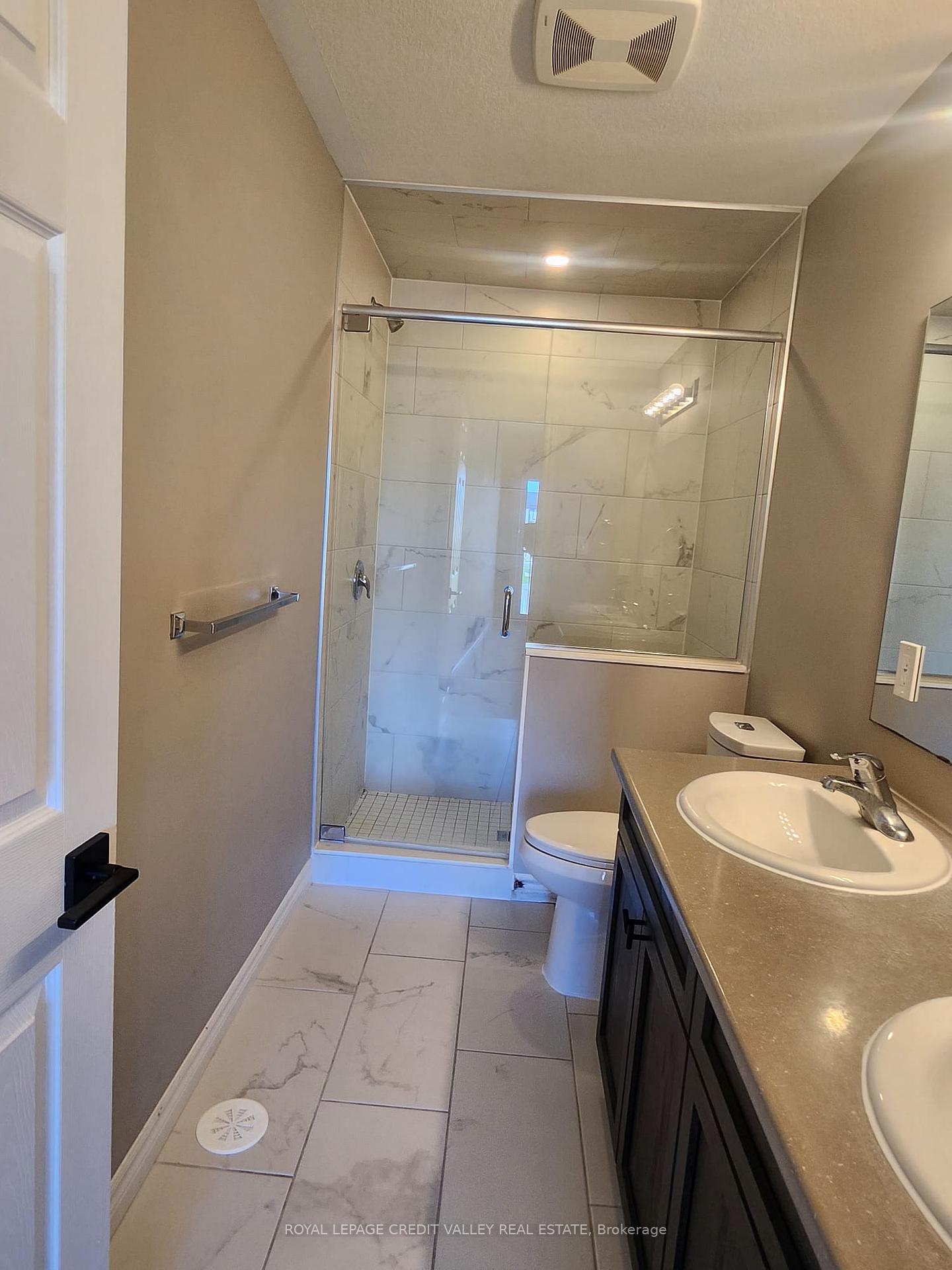 Photo 30 of 114 Wheat Lane, Kitchener — HOMEH