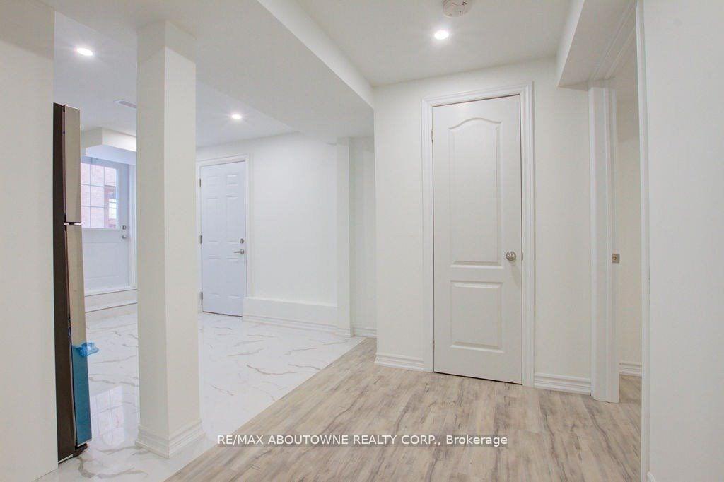 Photo 6 of Unit Lower, 80 Laurendale Avenue, Hamilton, Waterdown — HOMEH