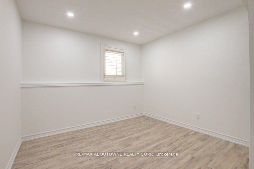 Photo 19 of Unit Lower, 80 Laurendale Avenue, Hamilton, Waterdown — HOMEH