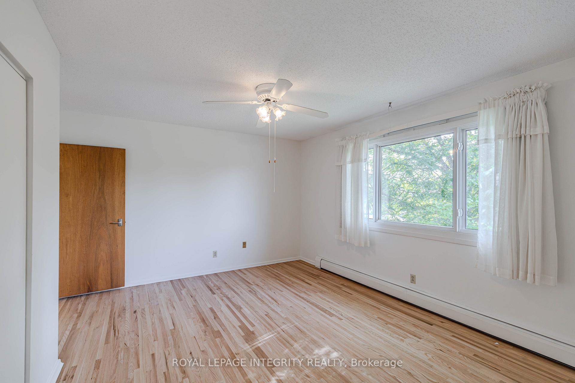 Photo 24 of 135 Desmond Avenue, Ottawa, Kanata - Glencairn/Hazeldean — HOMEH