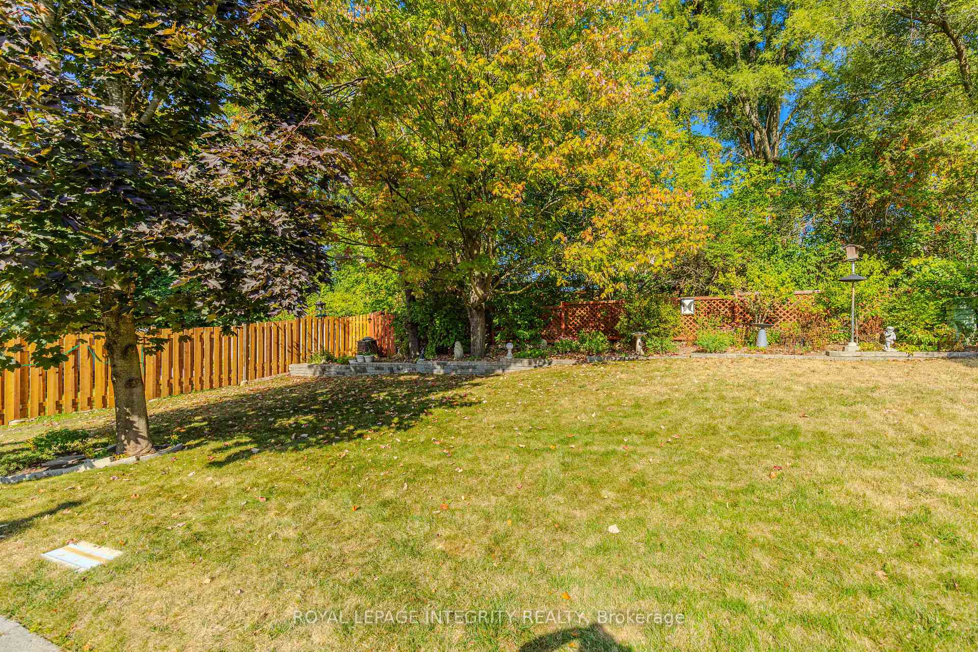 Photo 38 of 135 Desmond Avenue, Ottawa, Kanata - Glencairn/Hazeldean — HOMEH