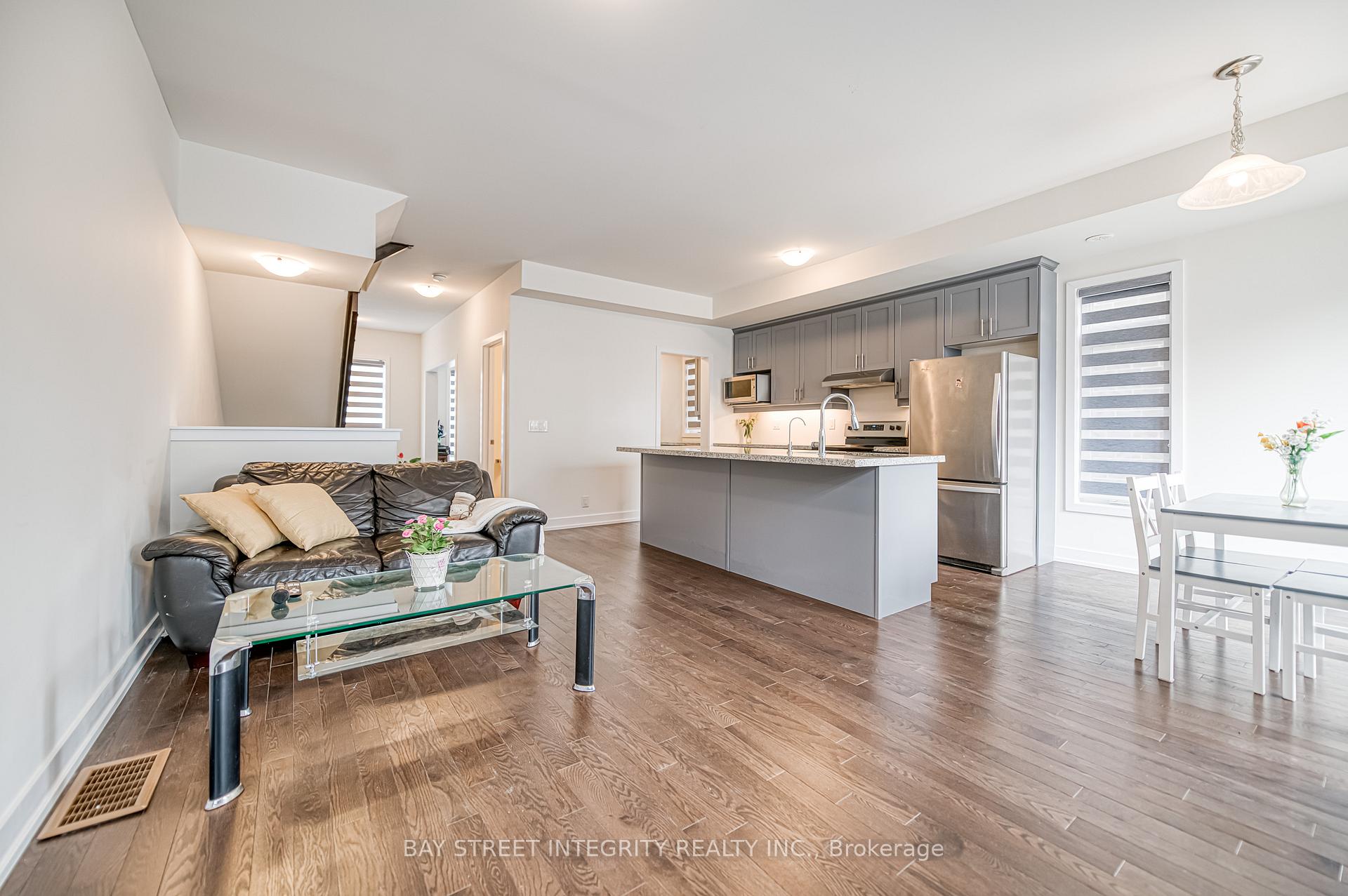 Photo 9 of 94 Guardhouse Crescent, Markham, Angus Glen — HOMEH