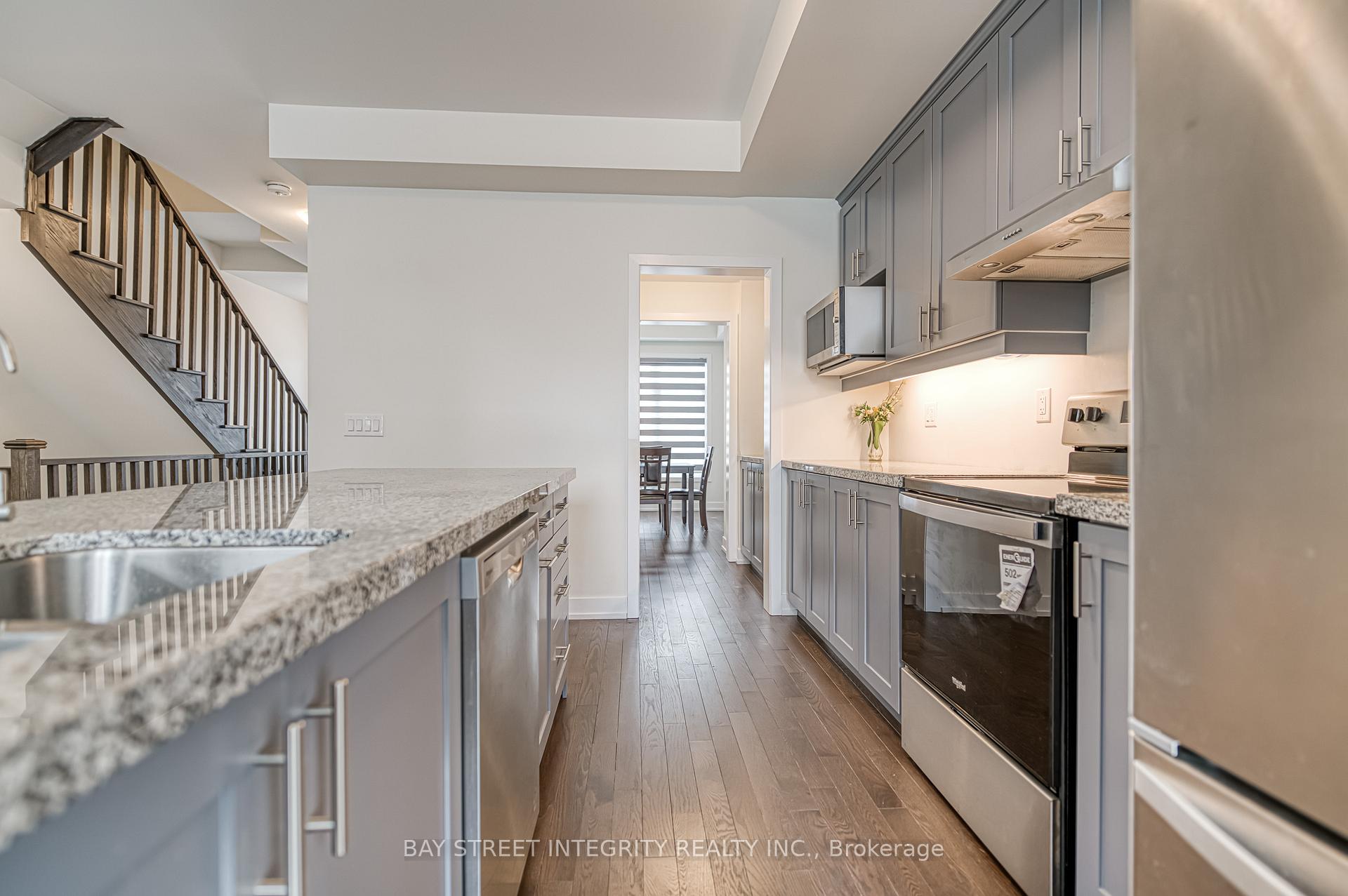 Photo 13 of 94 Guardhouse Crescent, Markham, Angus Glen — HOMEH