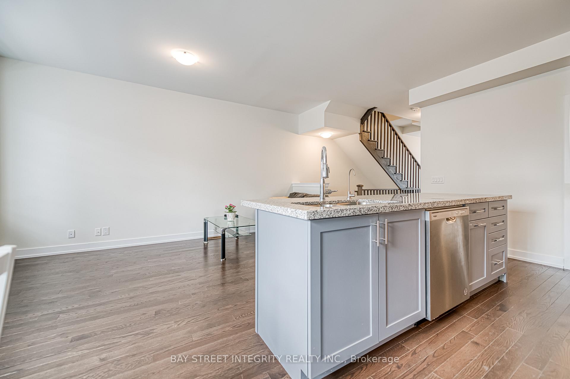 Photo 14 of 94 Guardhouse Crescent, Markham, Angus Glen — HOMEH
