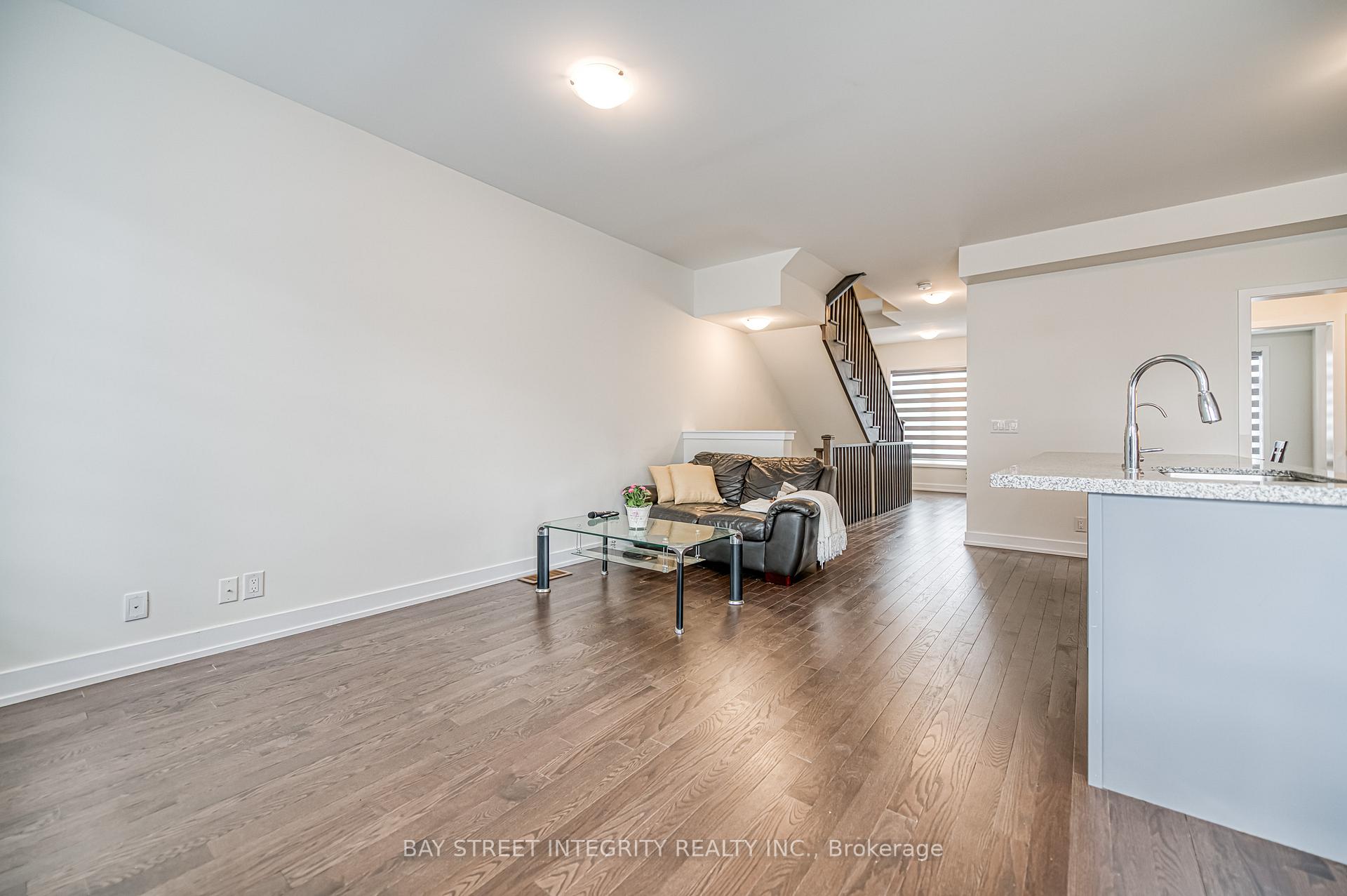 Photo 15 of 94 Guardhouse Crescent, Markham, Angus Glen — HOMEH