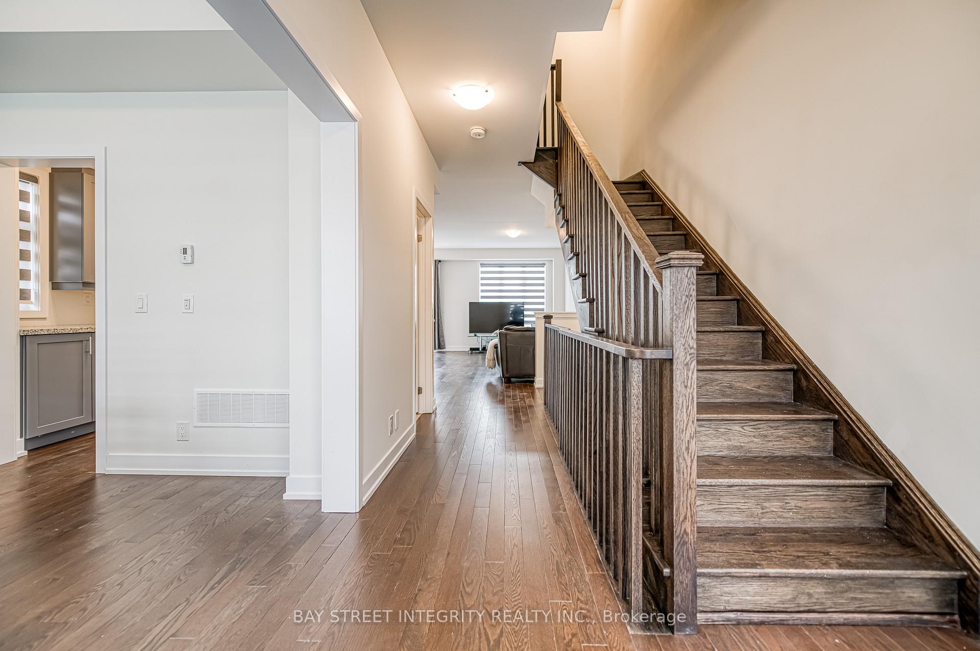 Photo 20 of 94 Guardhouse Crescent, Markham, Angus Glen — HOMEH
