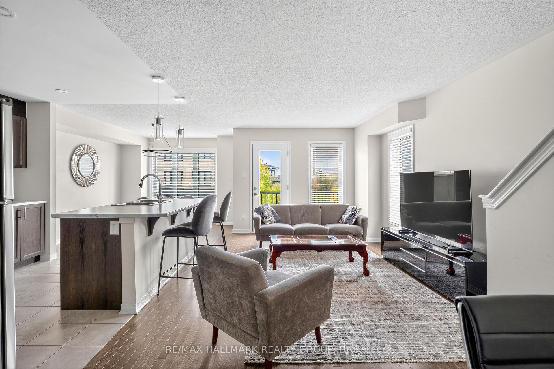 Photo 8 of 799 Element Private, Ottawa, Kanata - Emerald Meadows/Trailwest — HOMEH