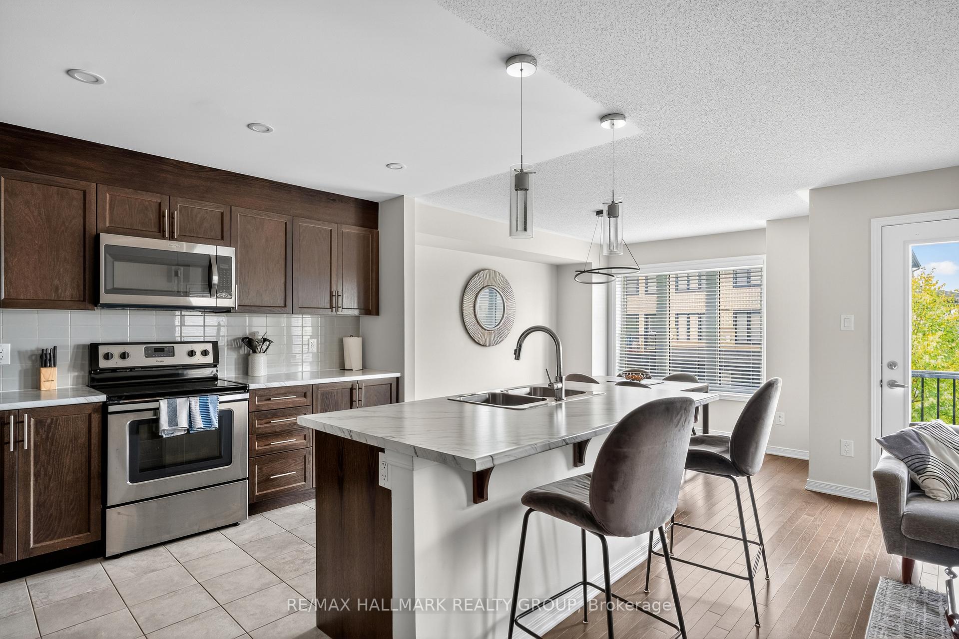 Photo 9 of 799 Element Private, Ottawa, Kanata - Emerald Meadows/Trailwest — HOMEH