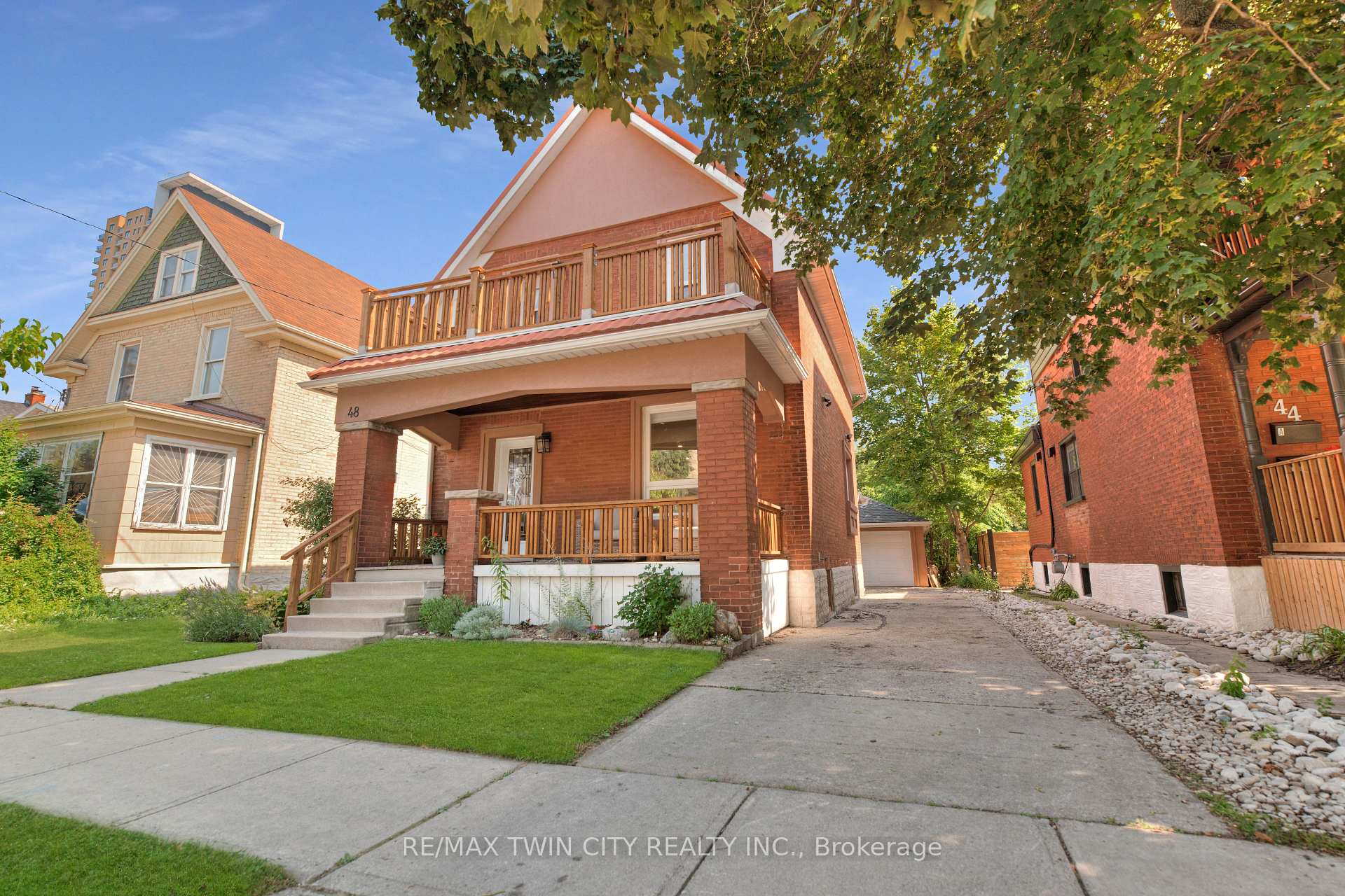 Photo 2 of 48 Theresa Street, Kitchener — HOMEH