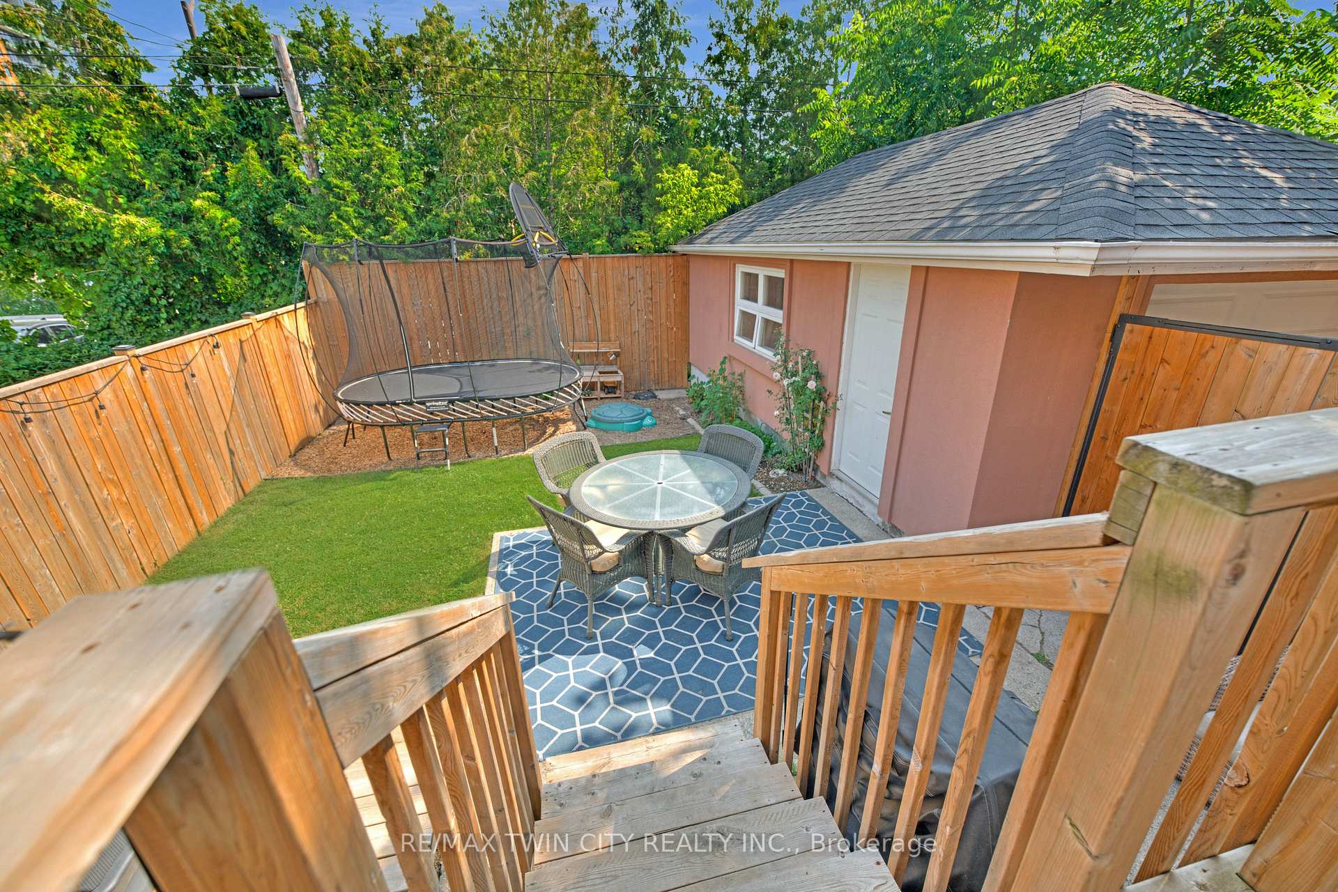 Photo 40 of 48 Theresa Street, Kitchener — HOMEH